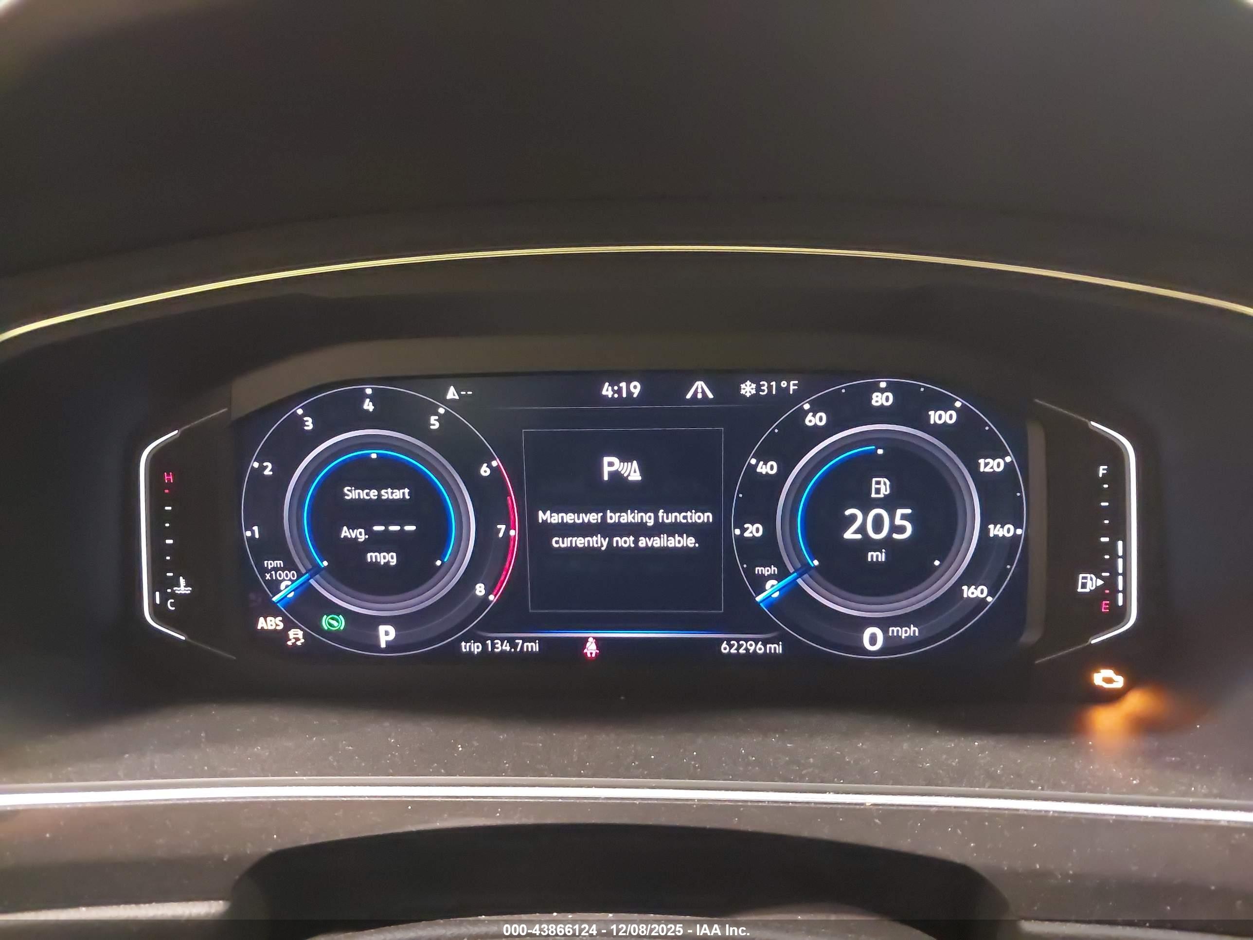 VOLKSWAGEN TIGUAN image 7