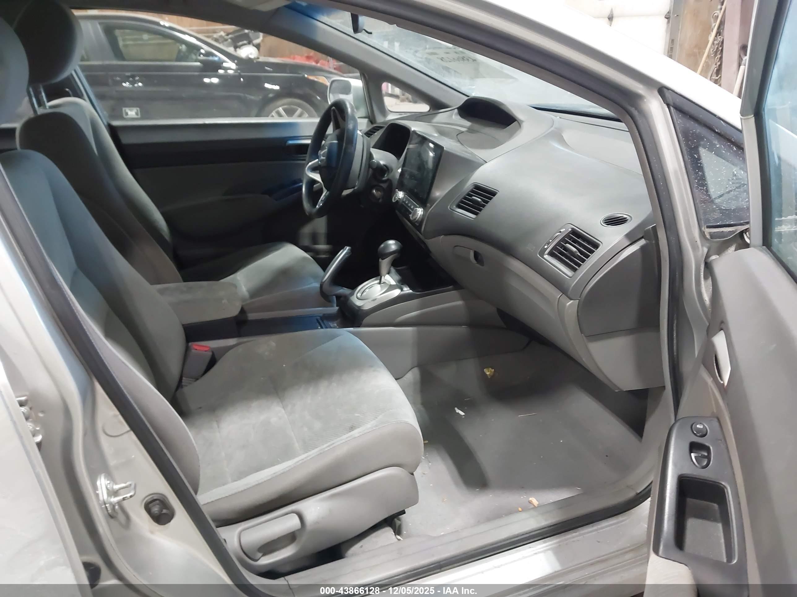 HONDA CIVIC image 5