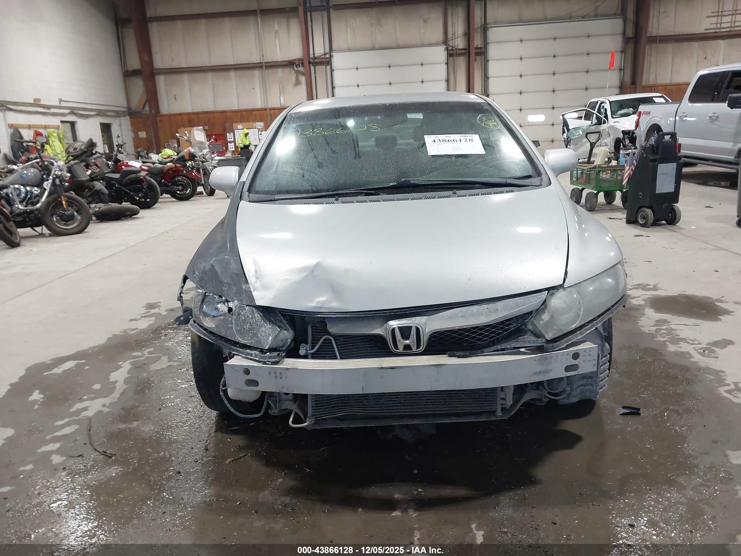 HONDA CIVIC image 6