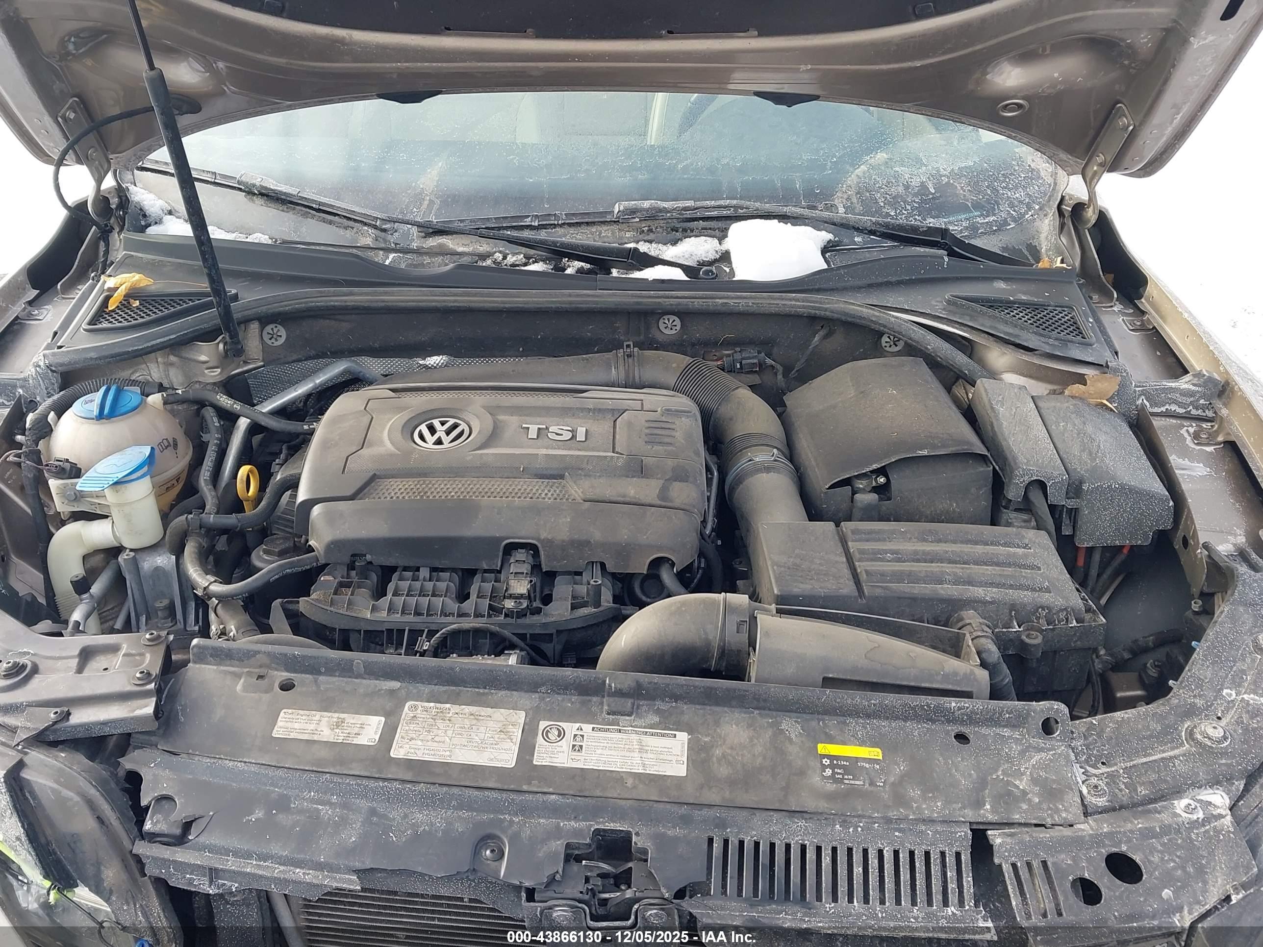 VOLKSWAGEN PASSAT image 10