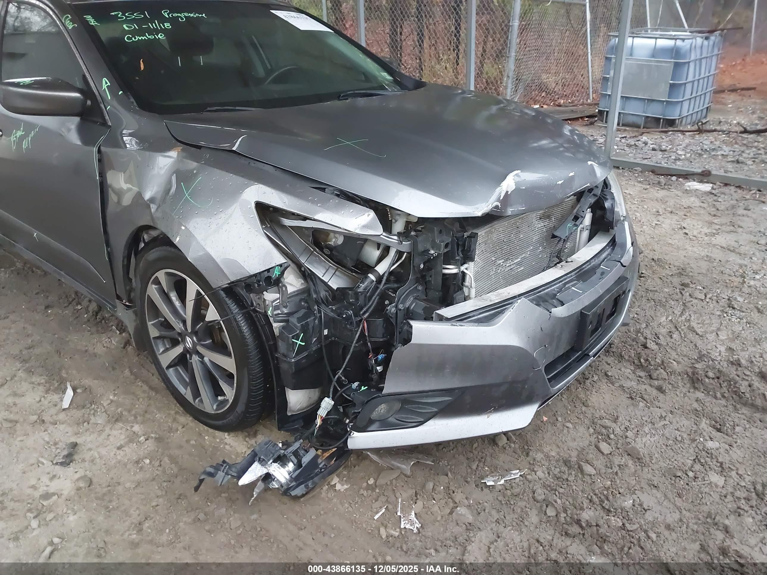 NISSAN ALTIMA image 6