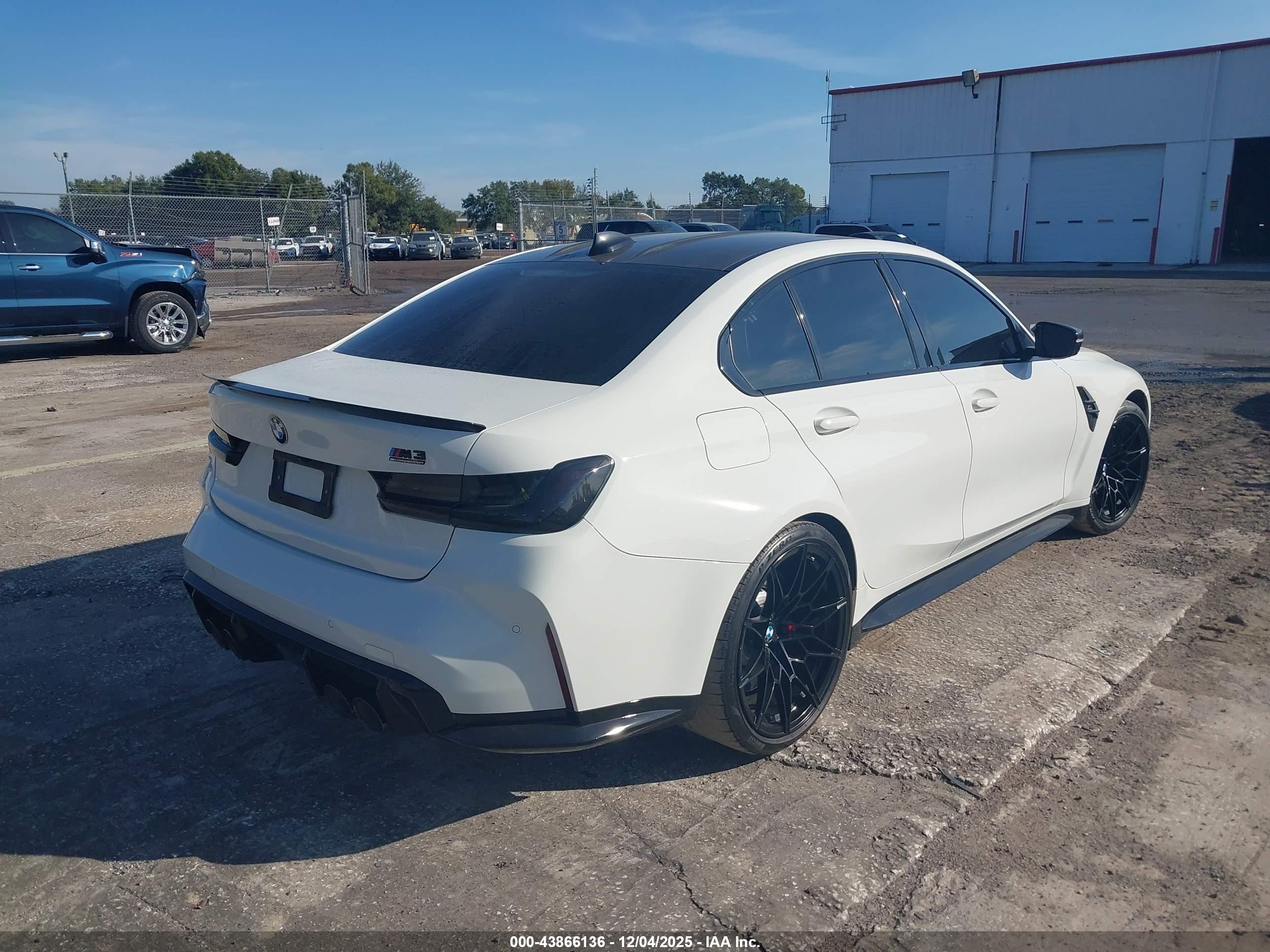 BMW M3 image 4
