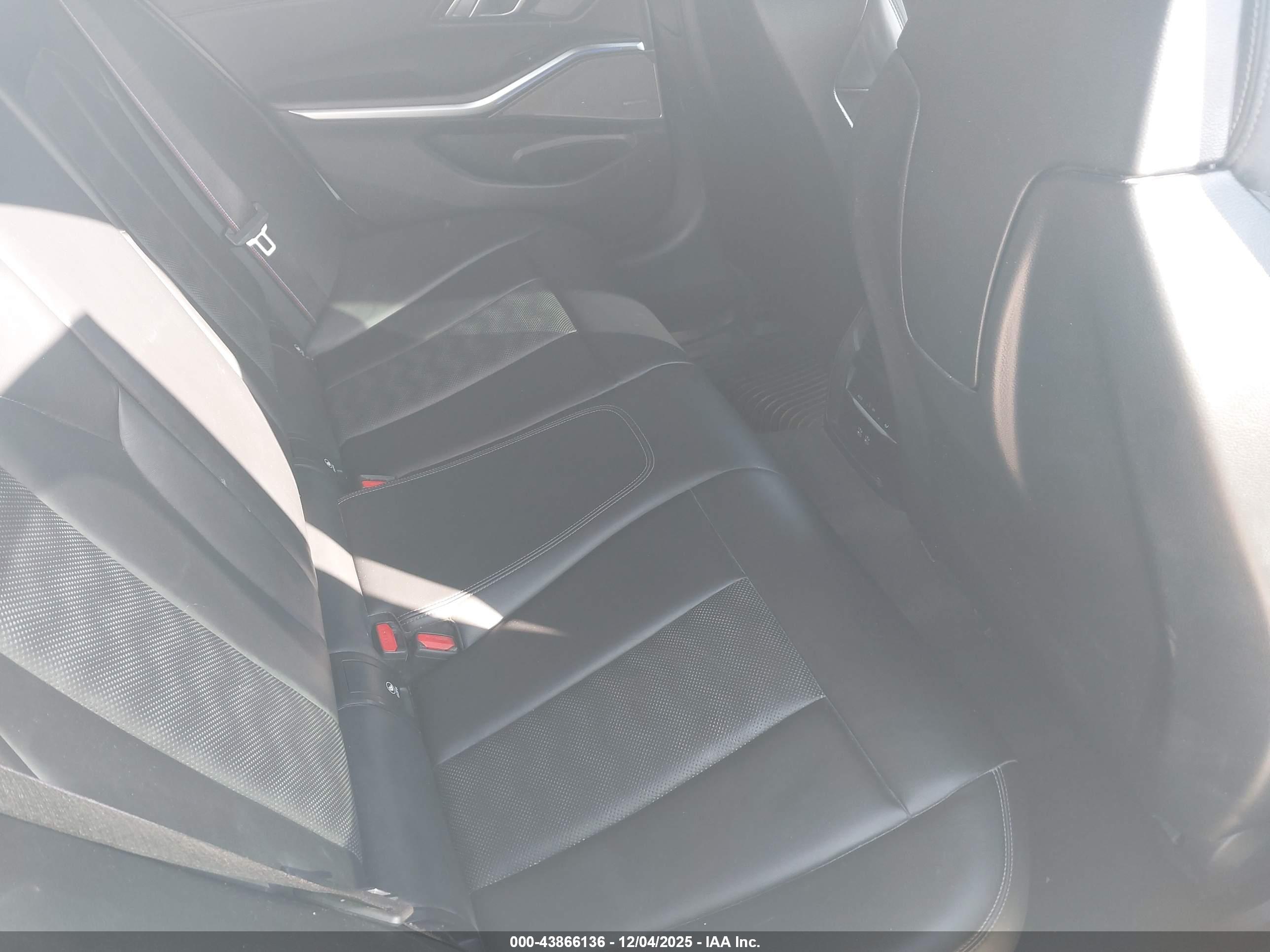 BMW M3 image 8