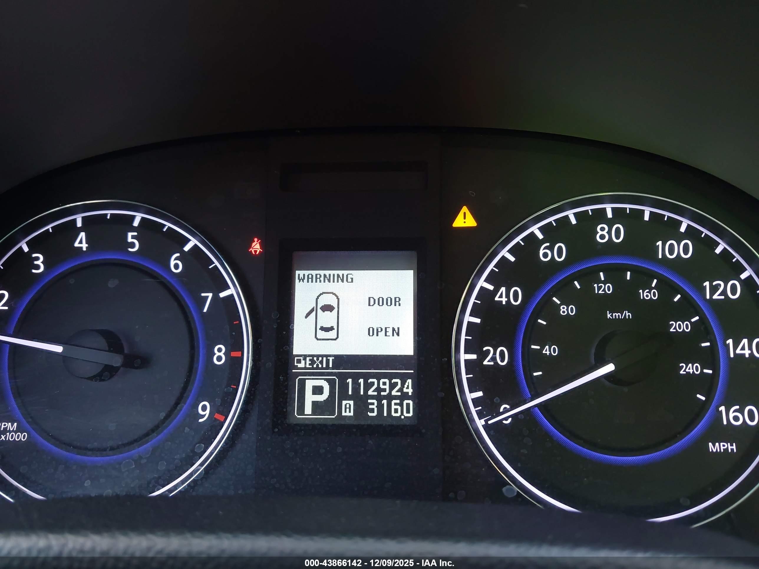 INFINITI G37X image 7