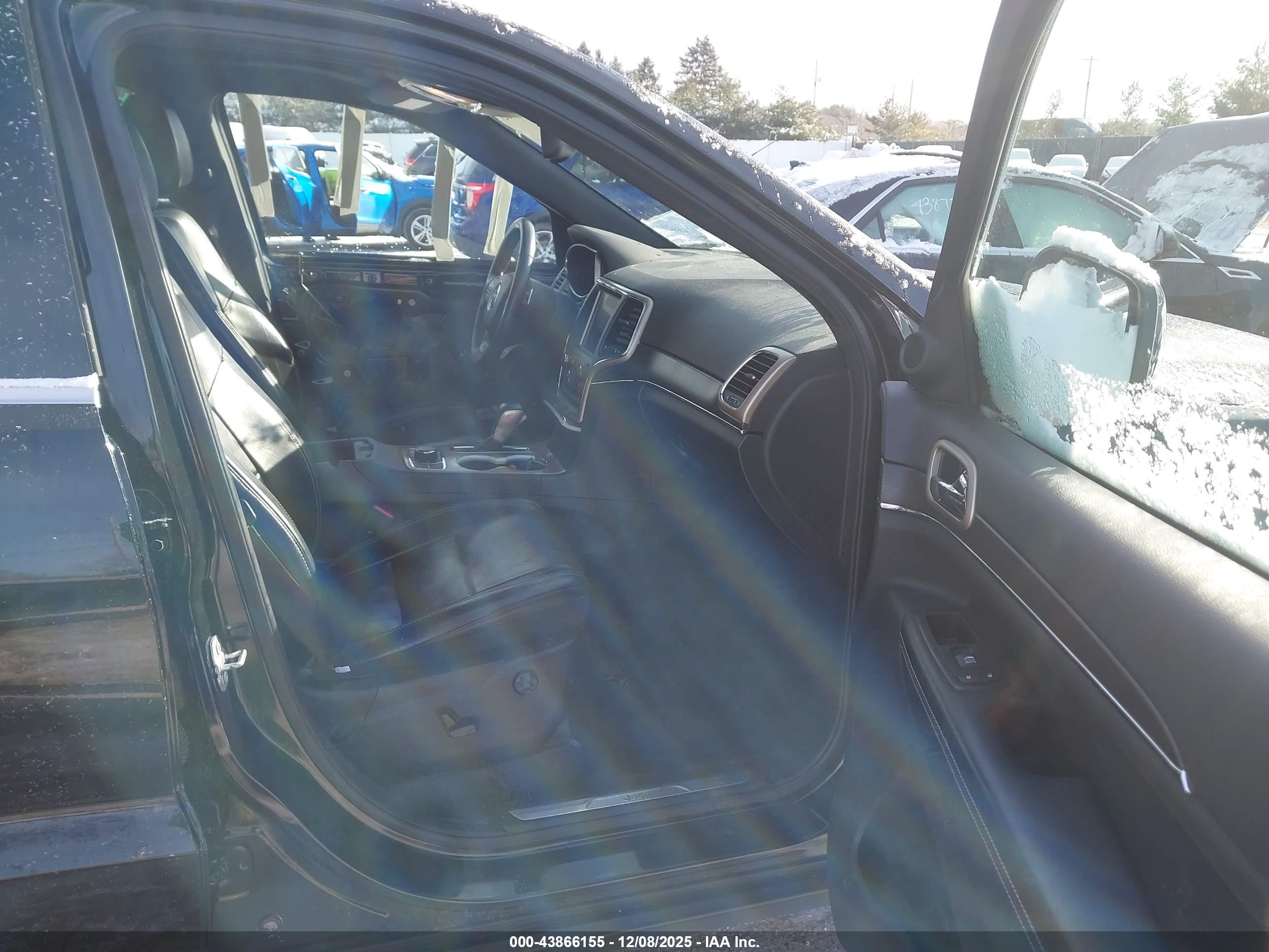 JEEP GRAND image 5