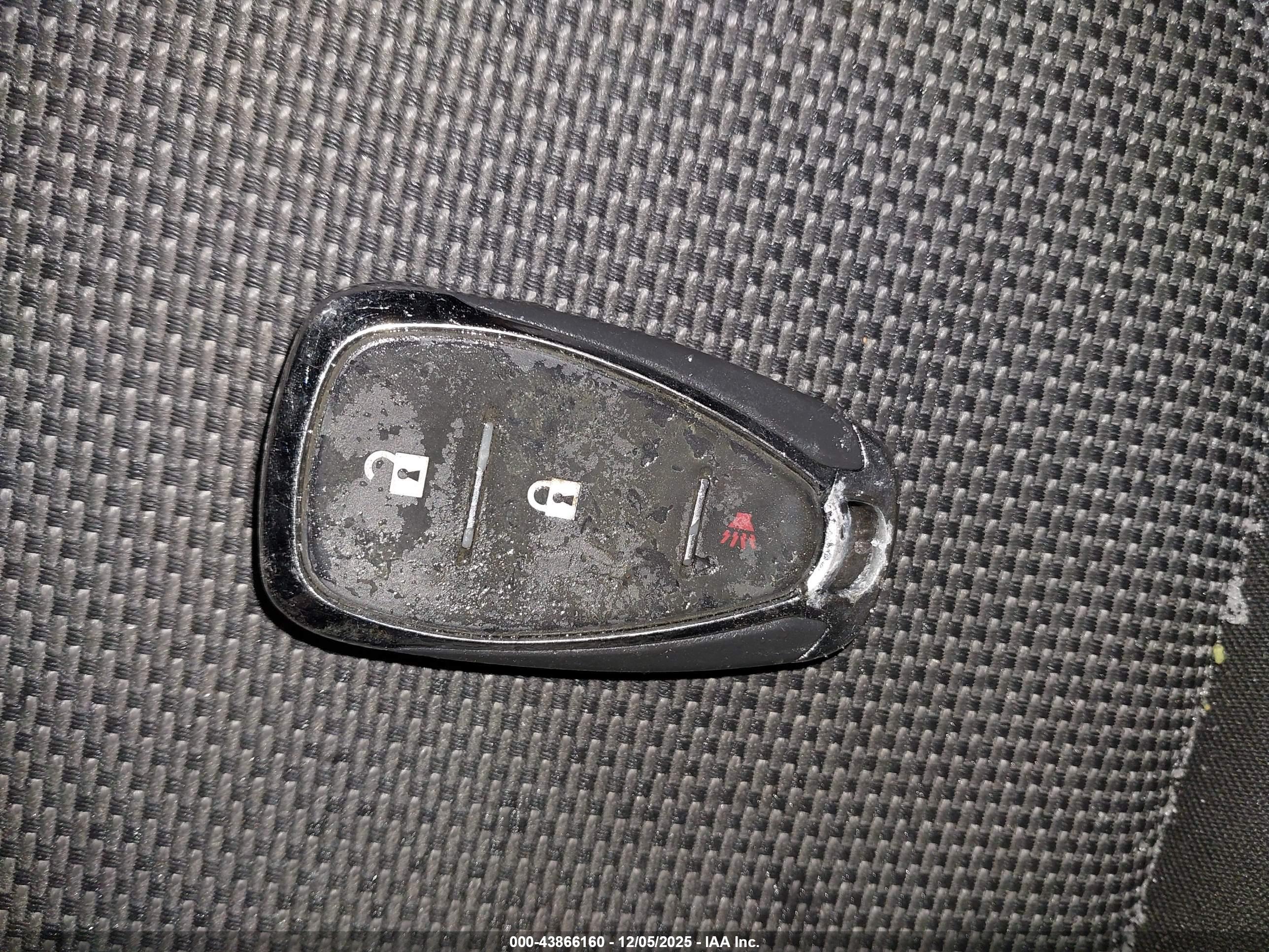 CHEVROLET TRAVERSE image 11