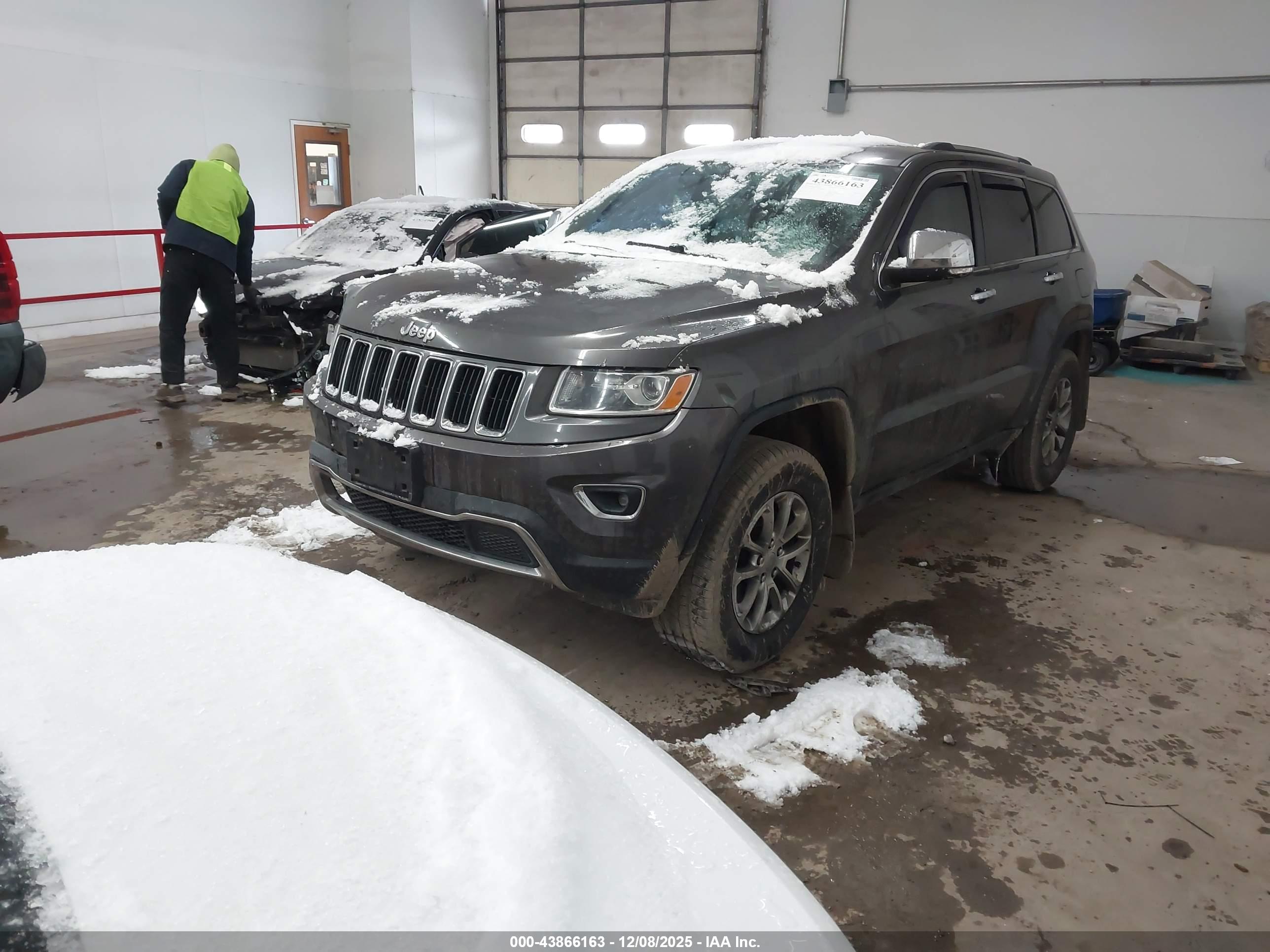 JEEP GRAND image 2