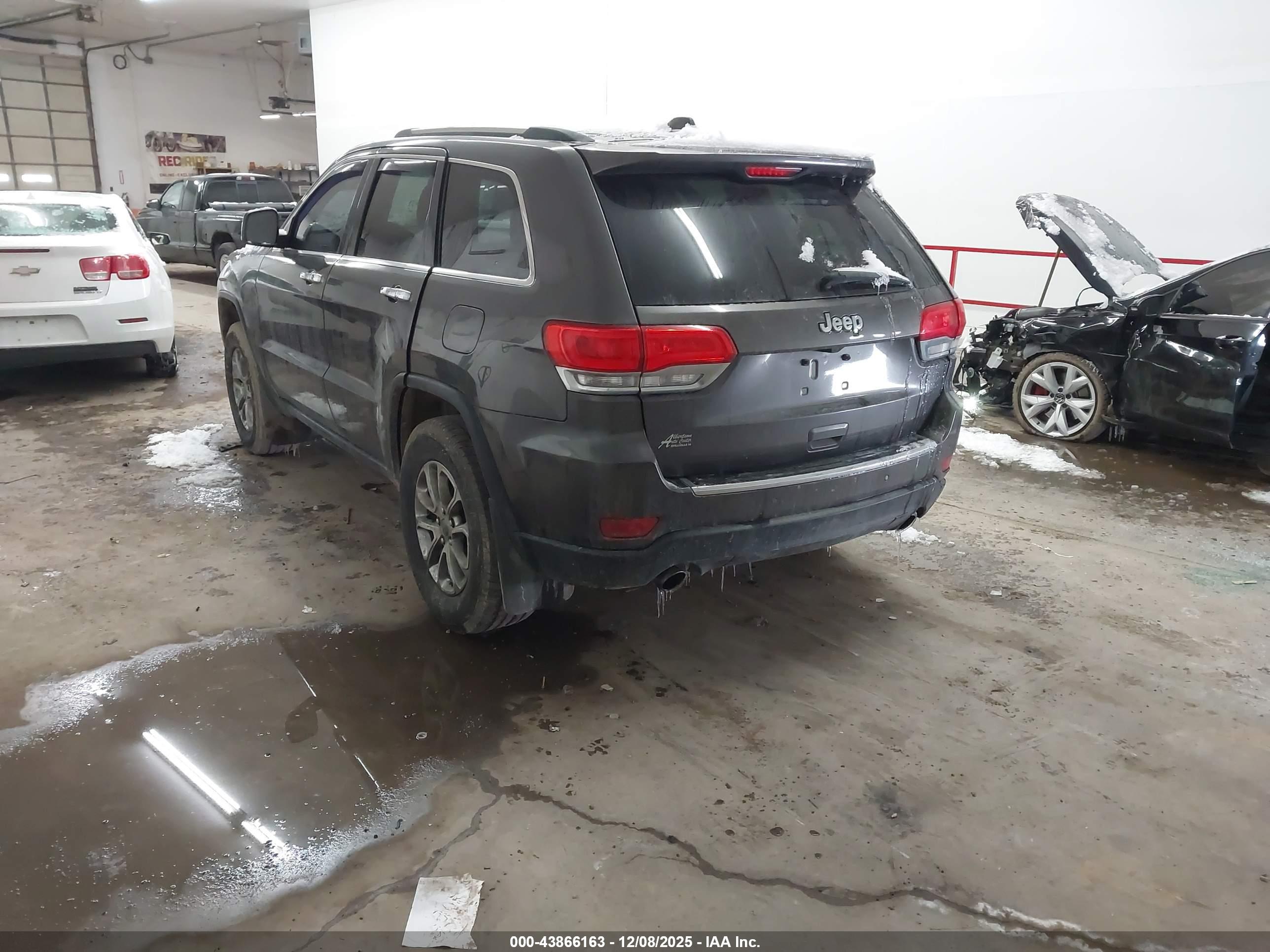 JEEP GRAND image 3