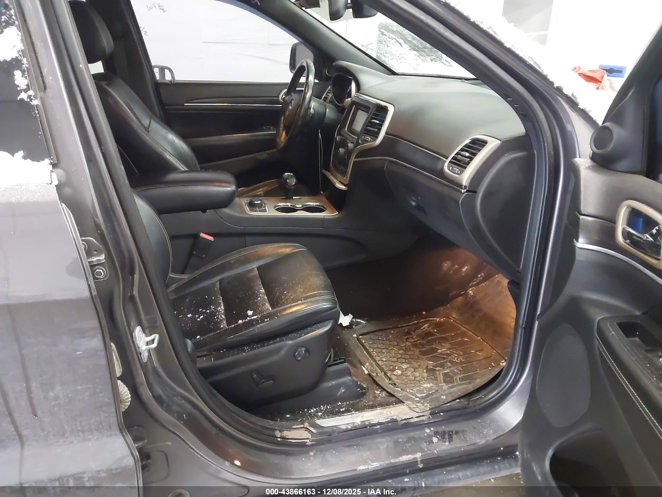 JEEP GRAND image 5