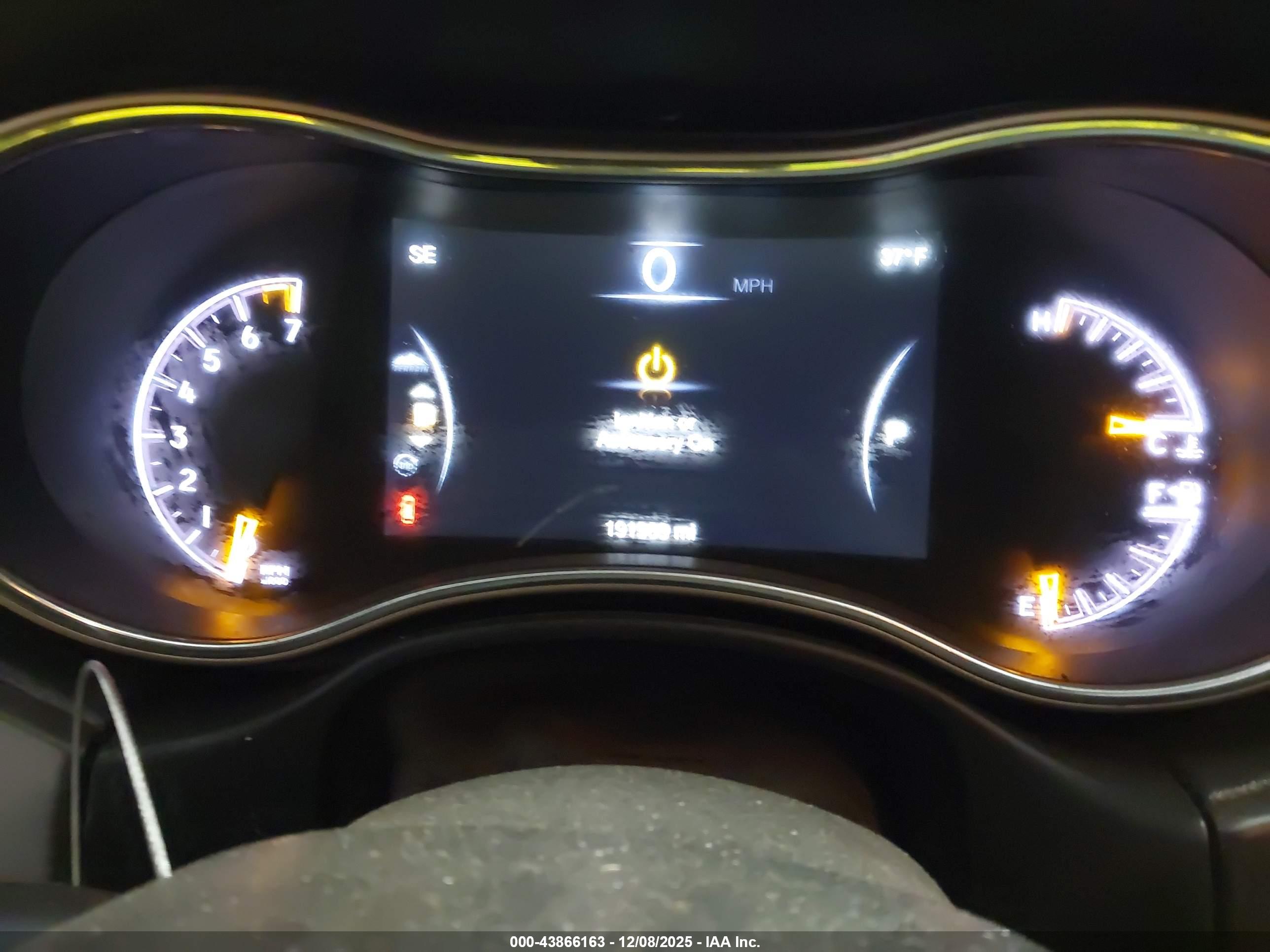 JEEP GRAND image 7
