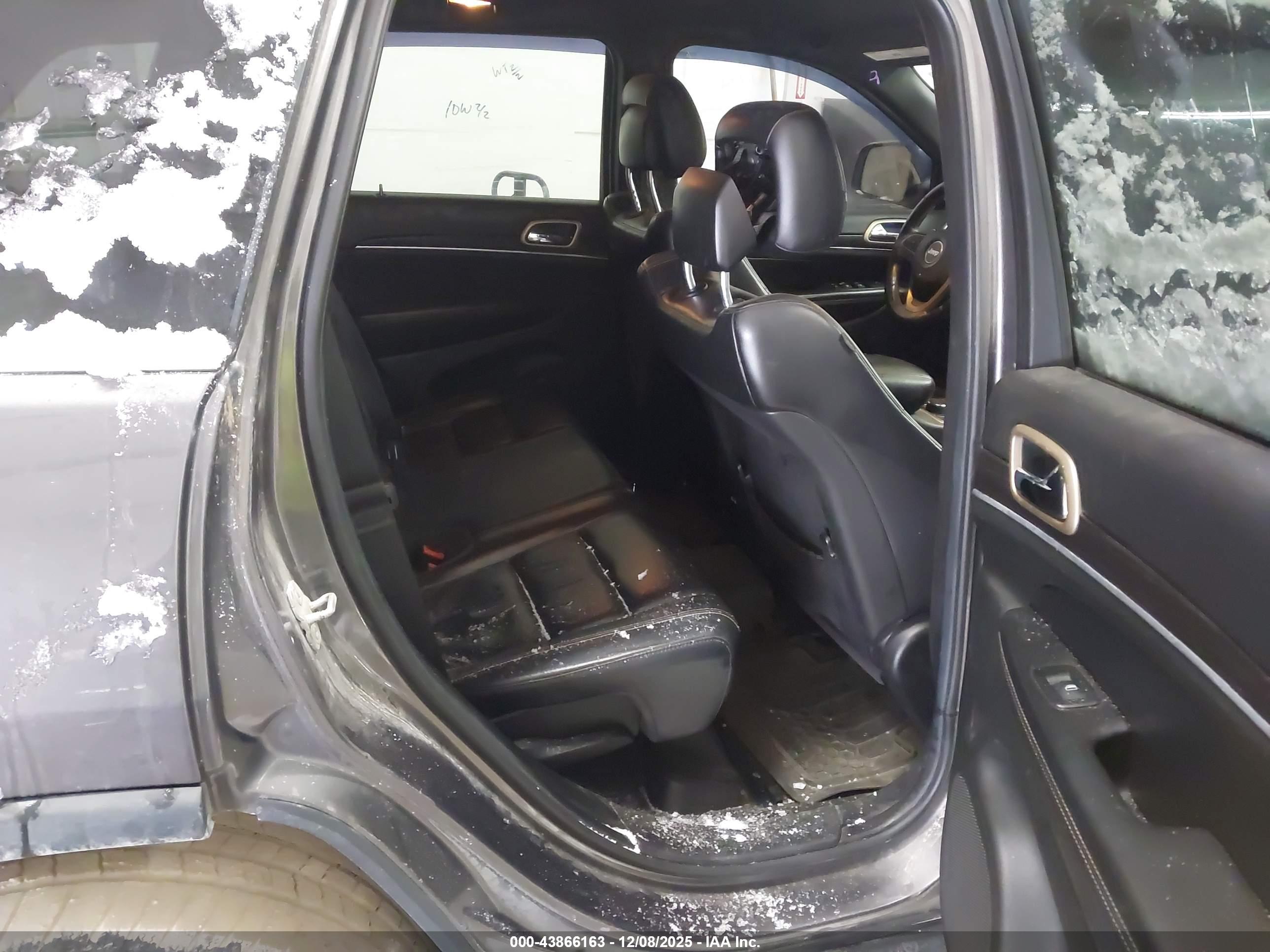 JEEP GRAND image 8