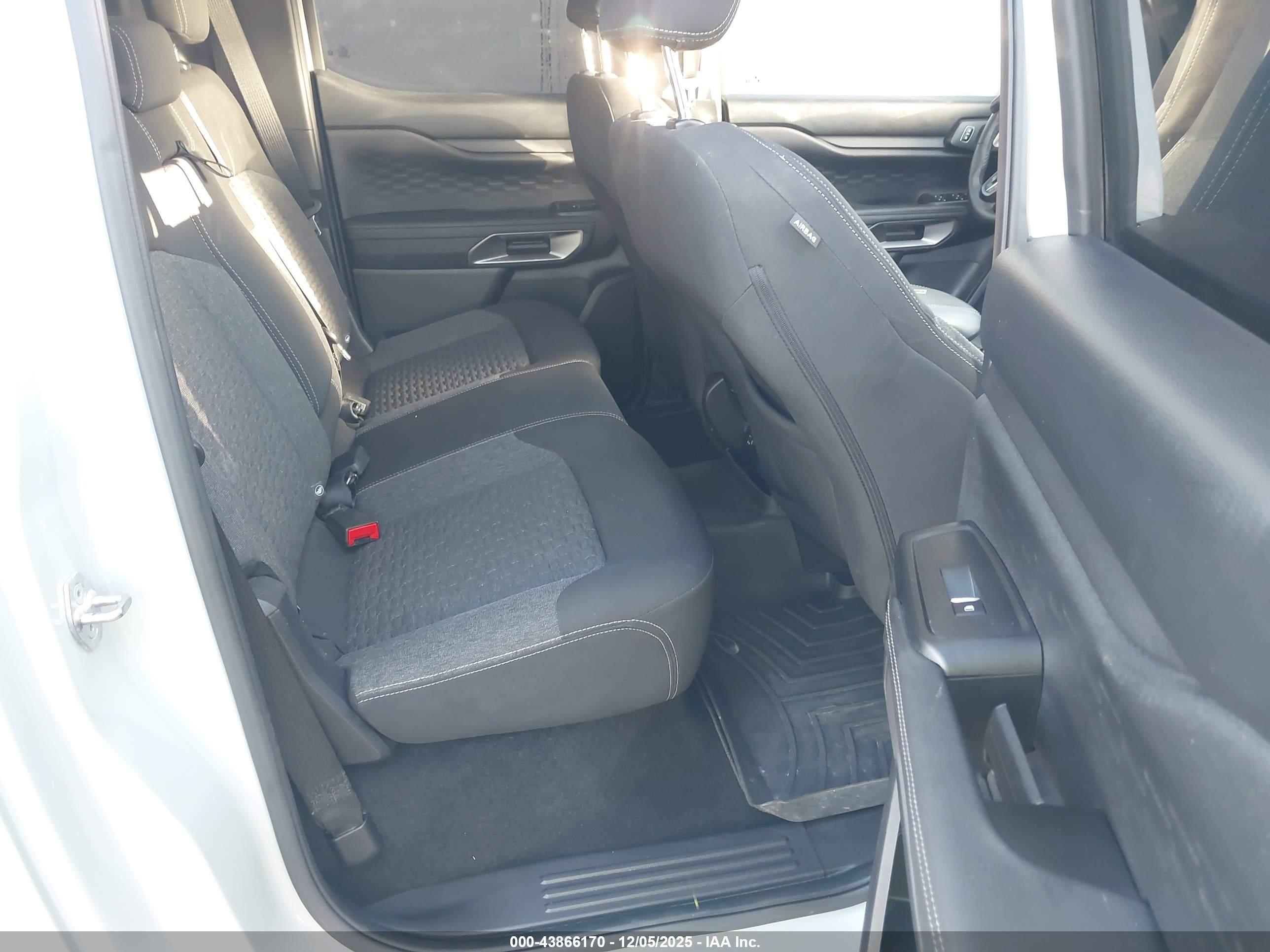 FORD RANGER image 8
