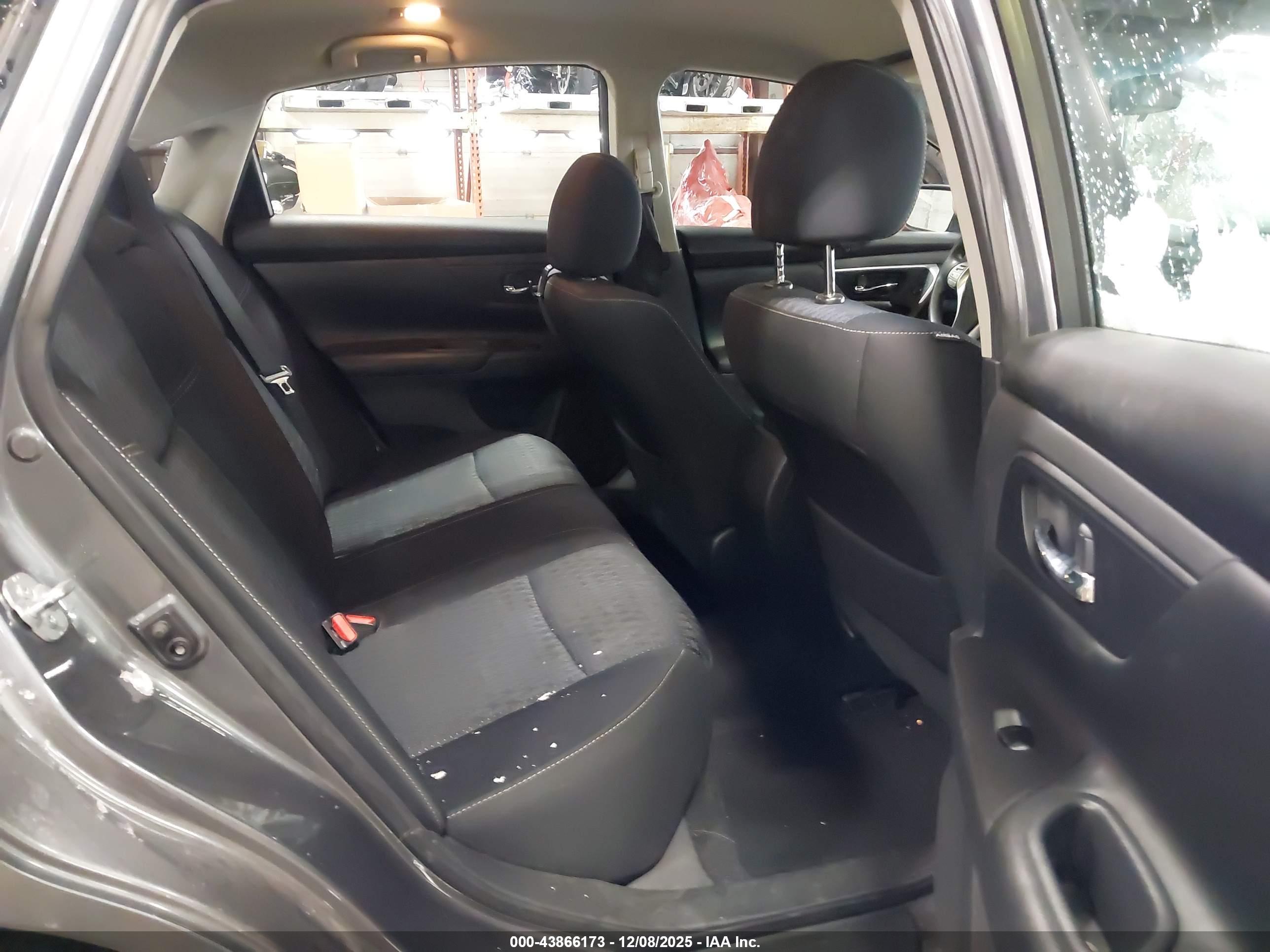 NISSAN ALTIMA image 8
