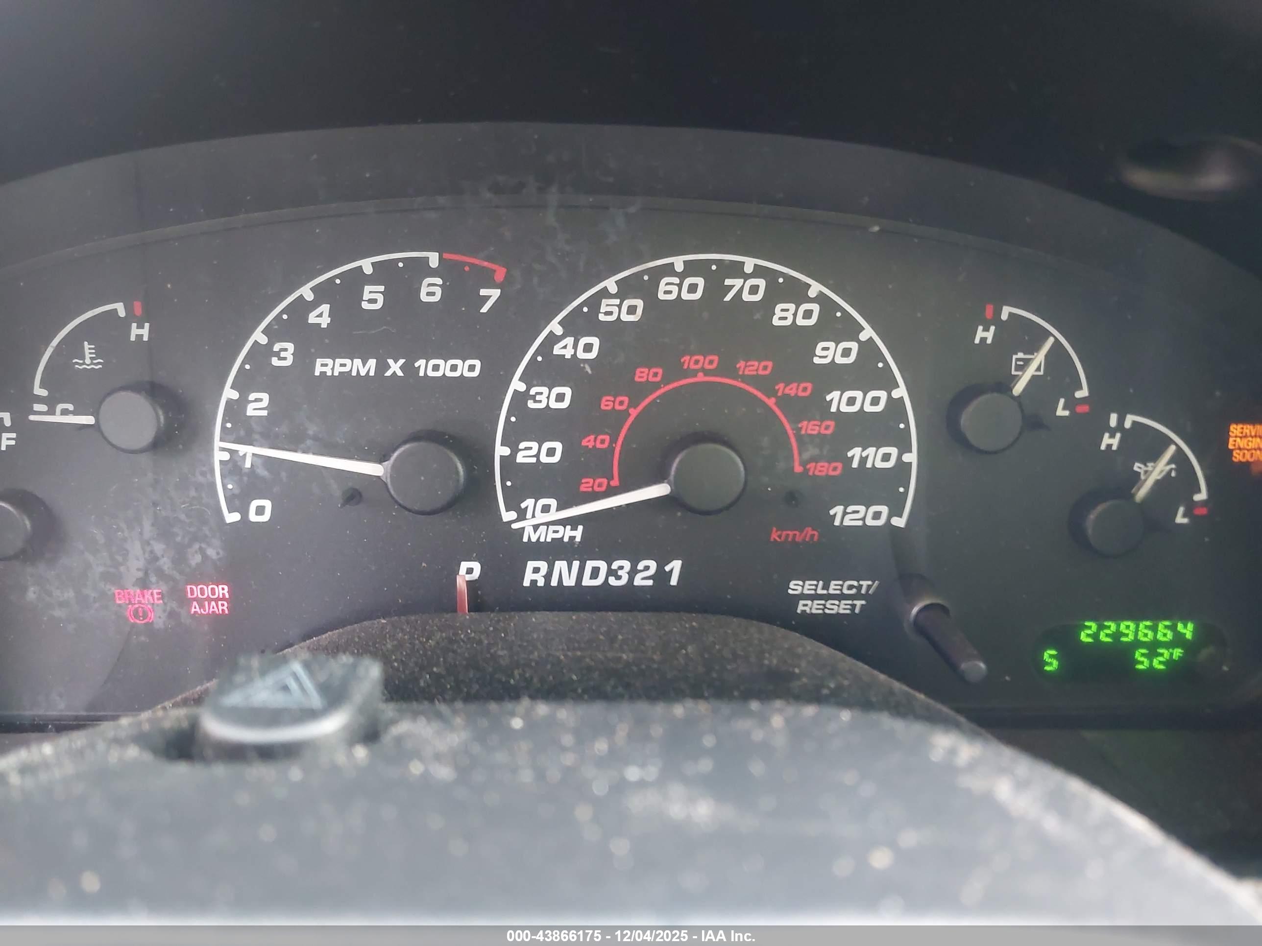 FORD EXPLORER image 7