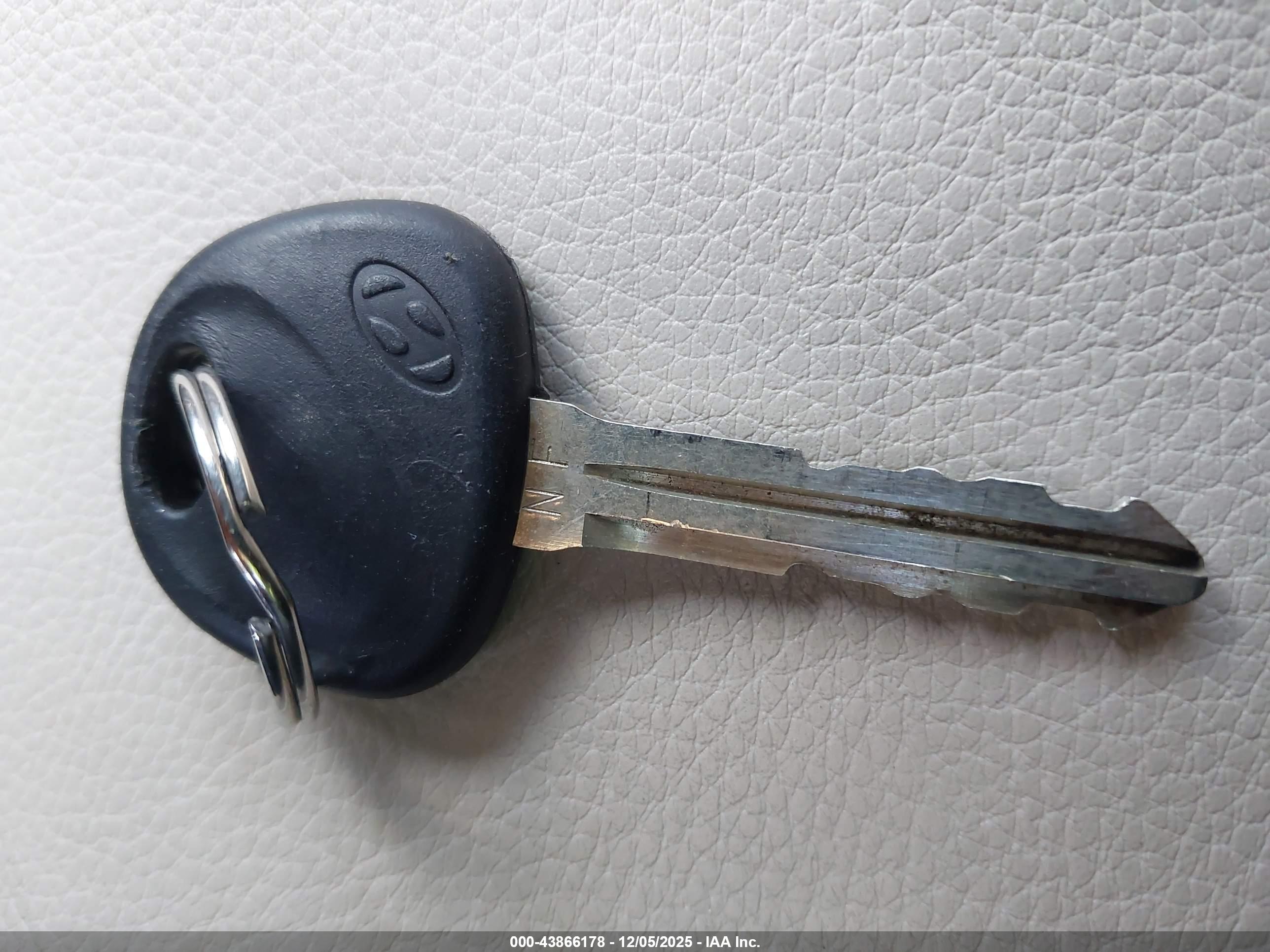 HYUNDAI SONATA image 11