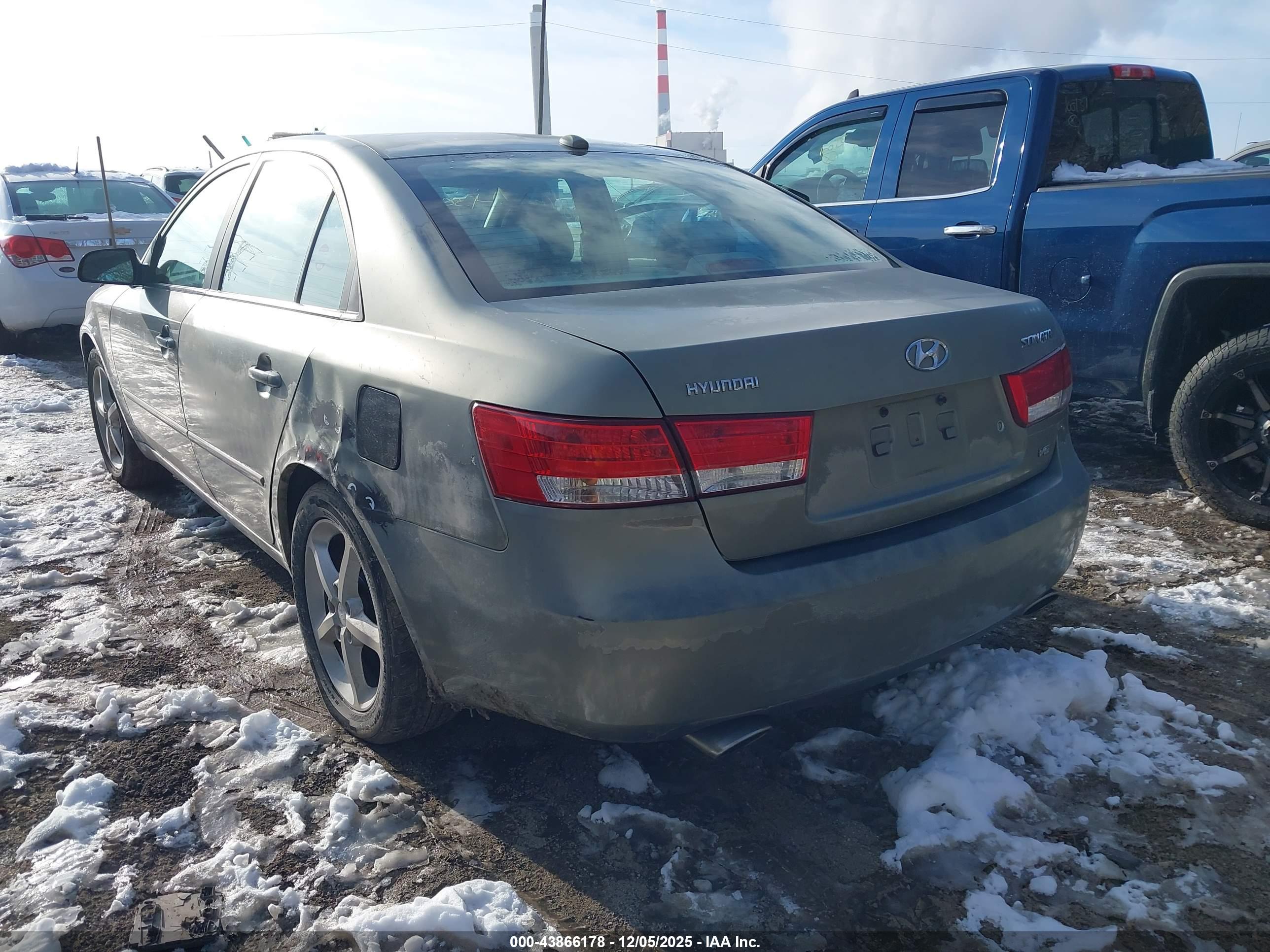 HYUNDAI SONATA image 3