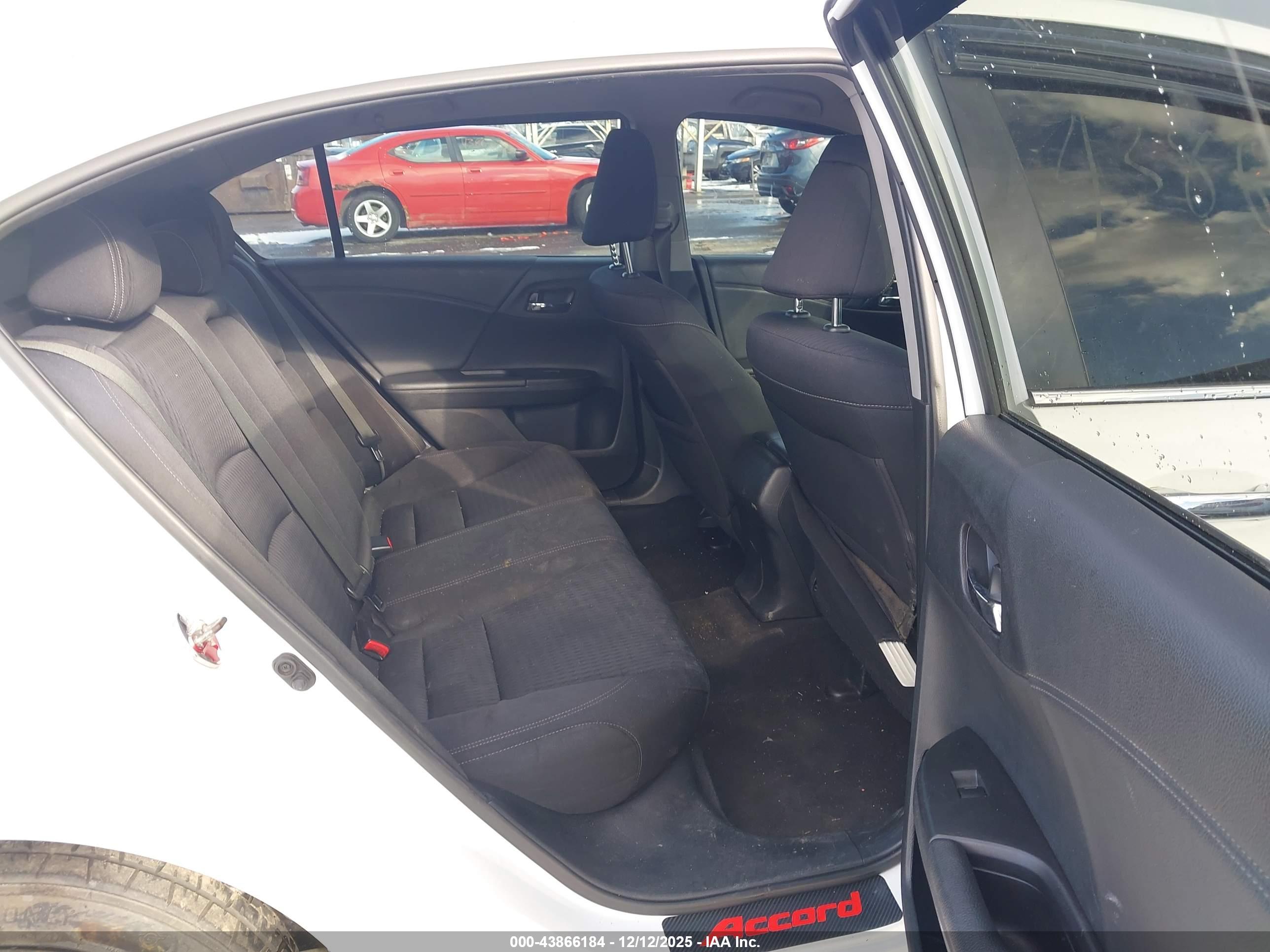 HONDA ACCORD image 8