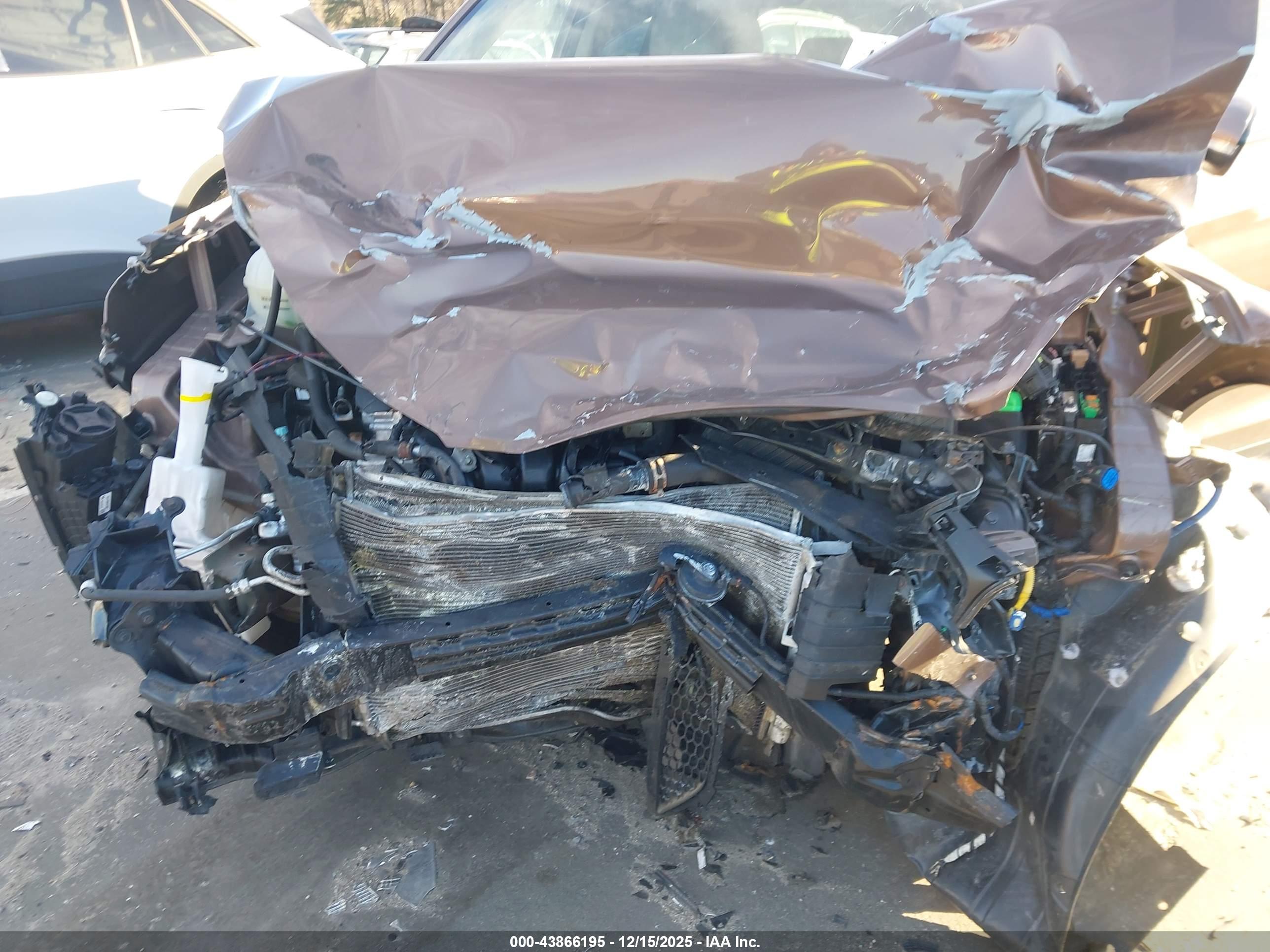 HYUNDAI TUCSON image 6