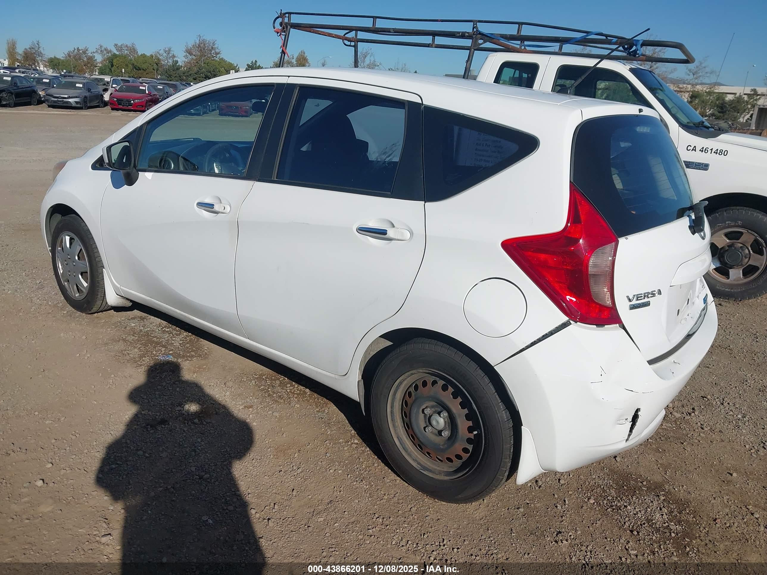 NISSAN VERSA image 3