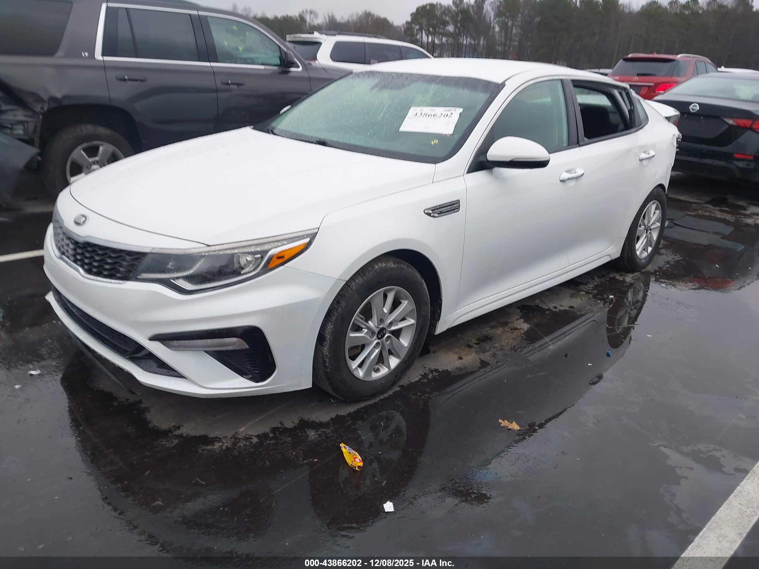 KIA OPTIMA image 2