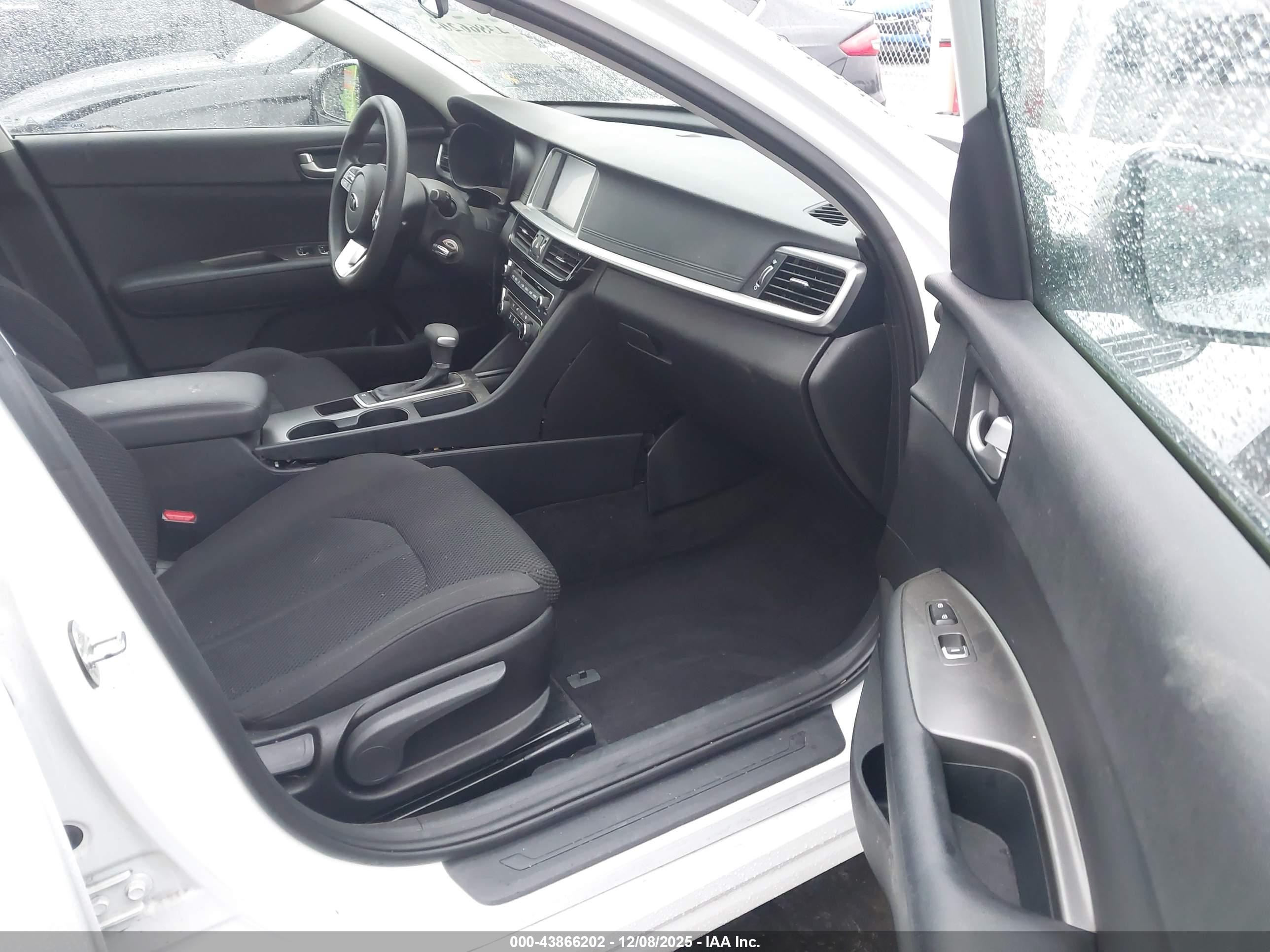 KIA OPTIMA image 5