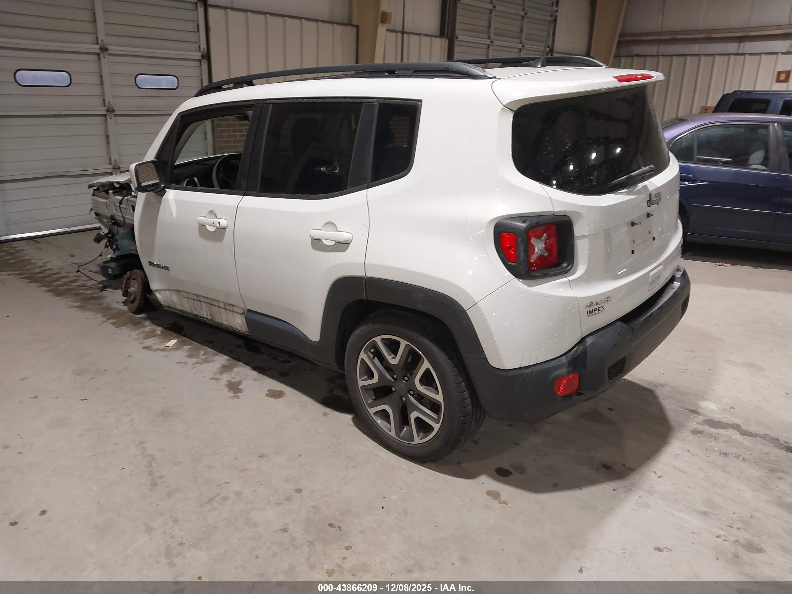 JEEP RENEGADE image 3