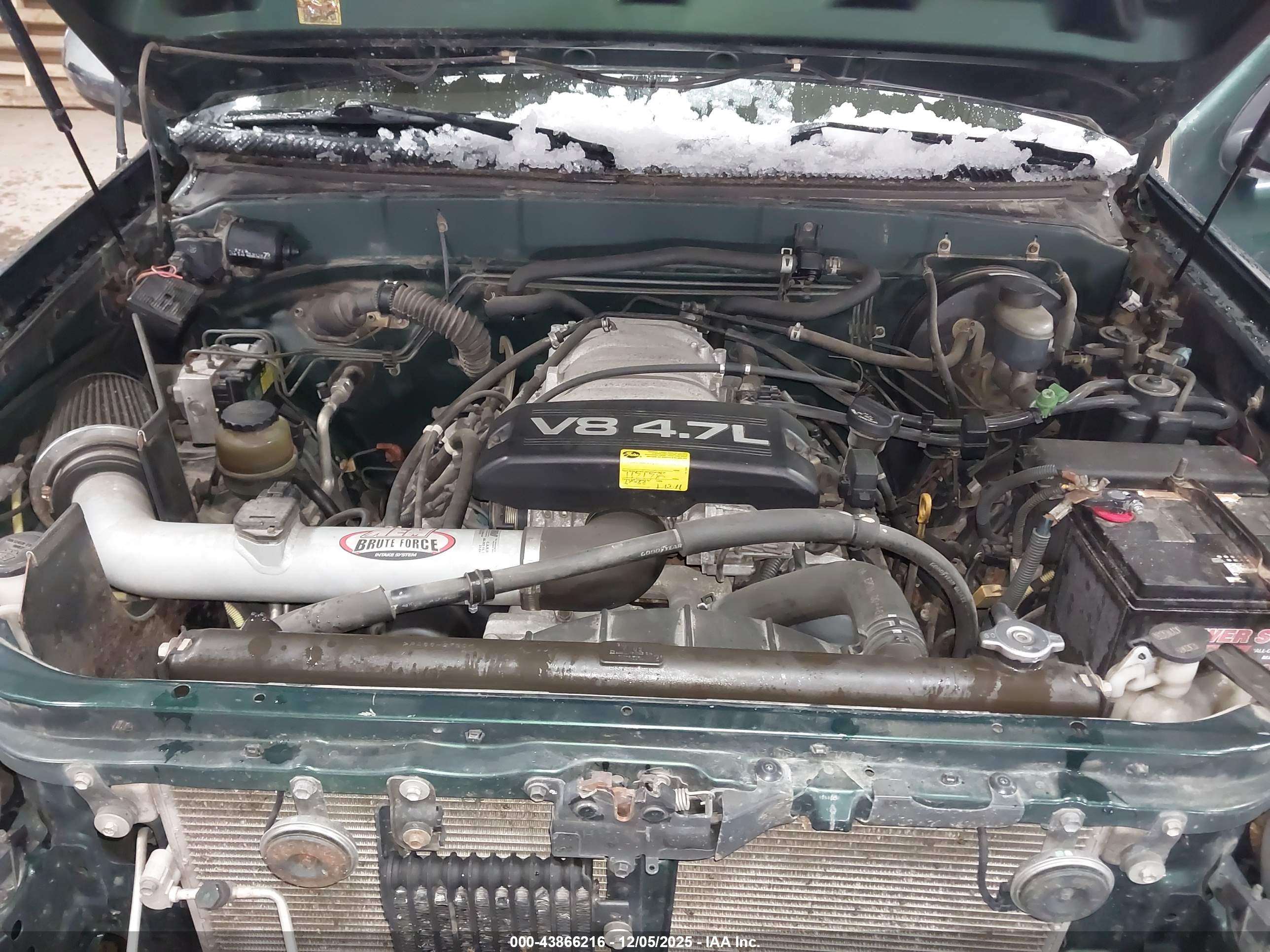 TOYOTA TUNDRA image 10