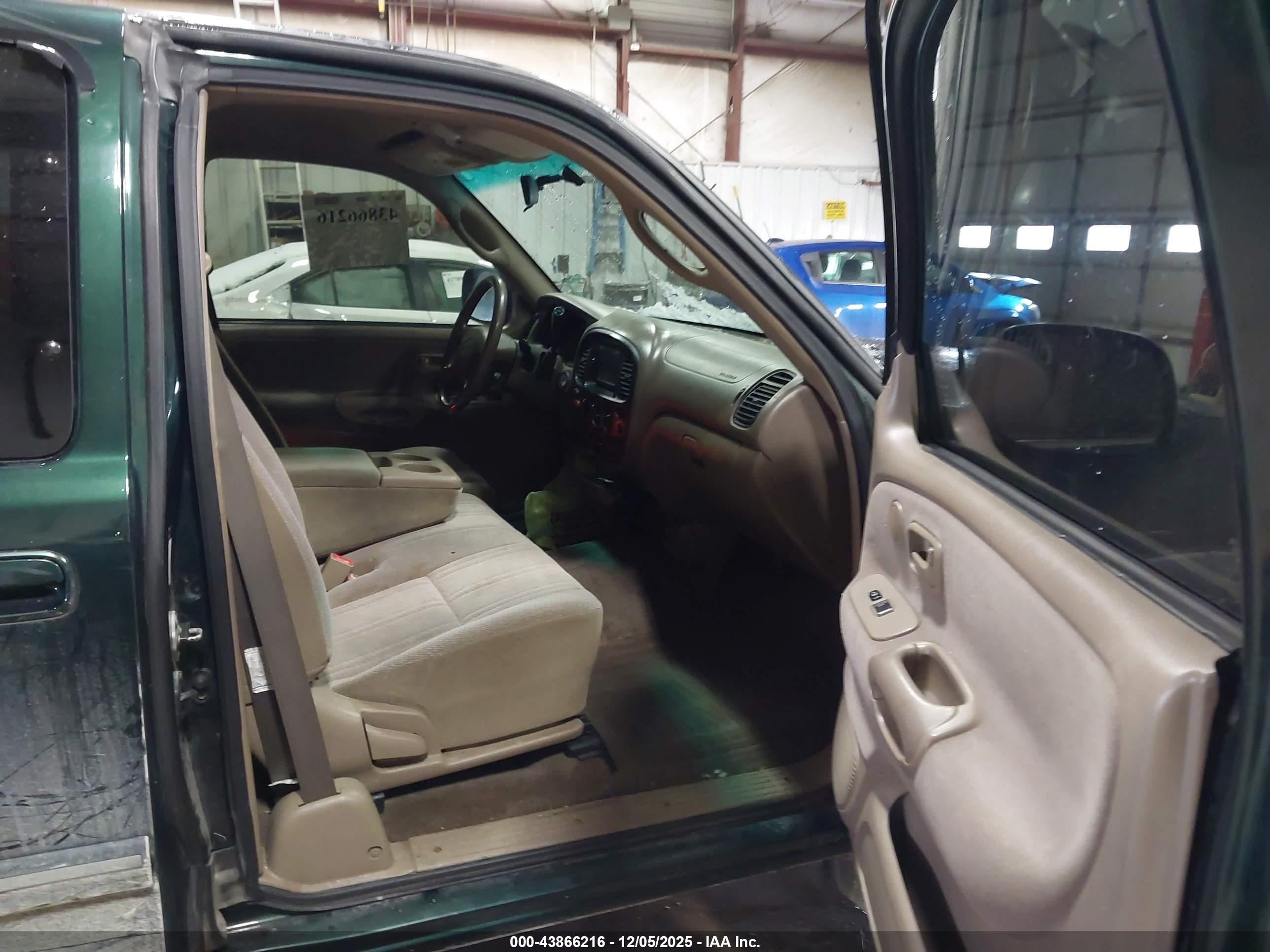 TOYOTA TUNDRA image 5
