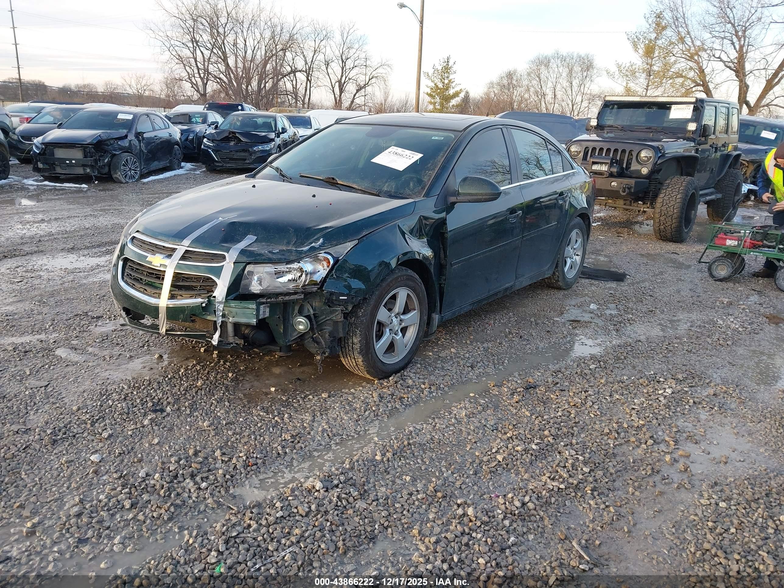 CHEVROLET CRUZE image 2