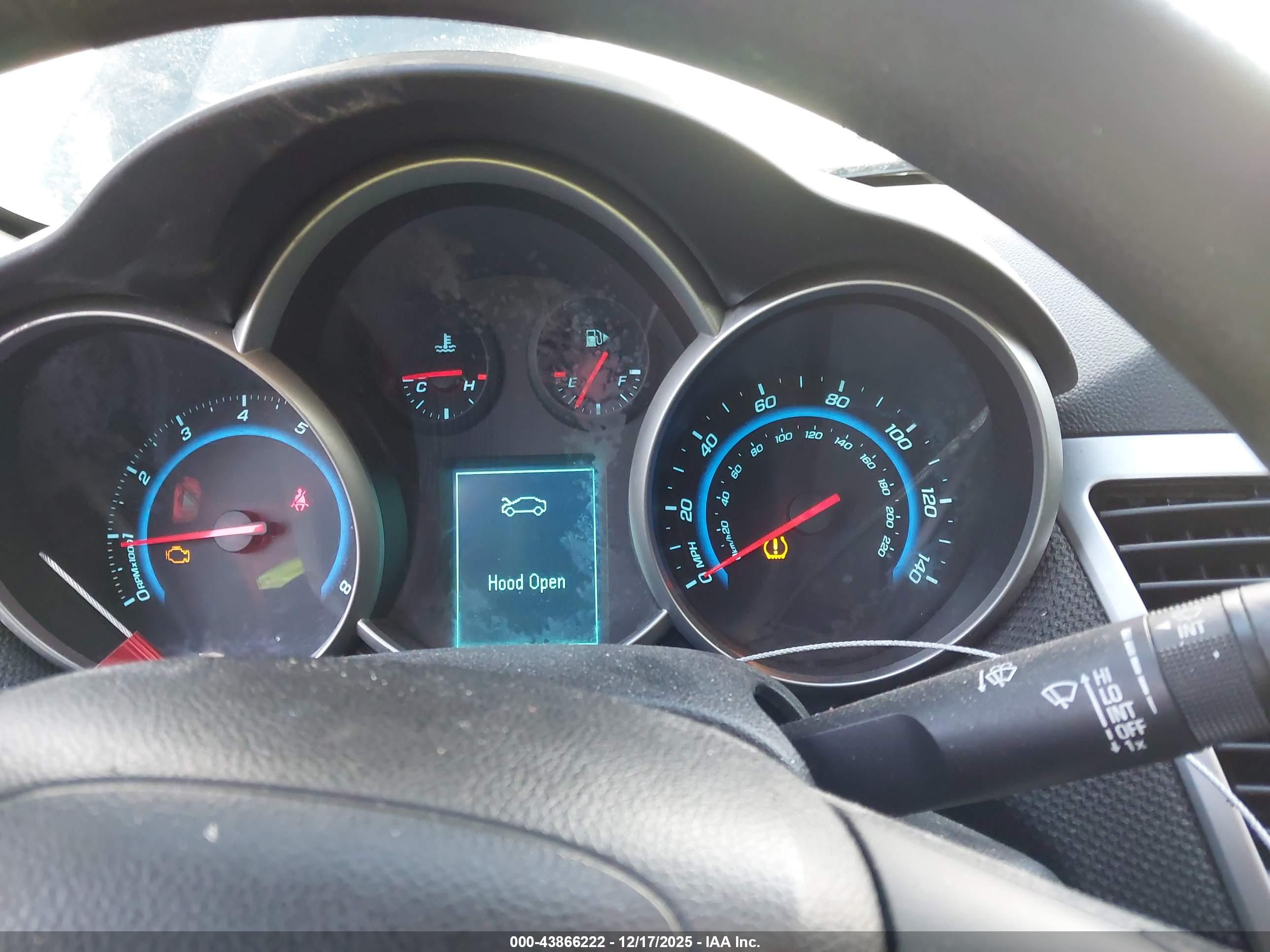 CHEVROLET CRUZE image 7