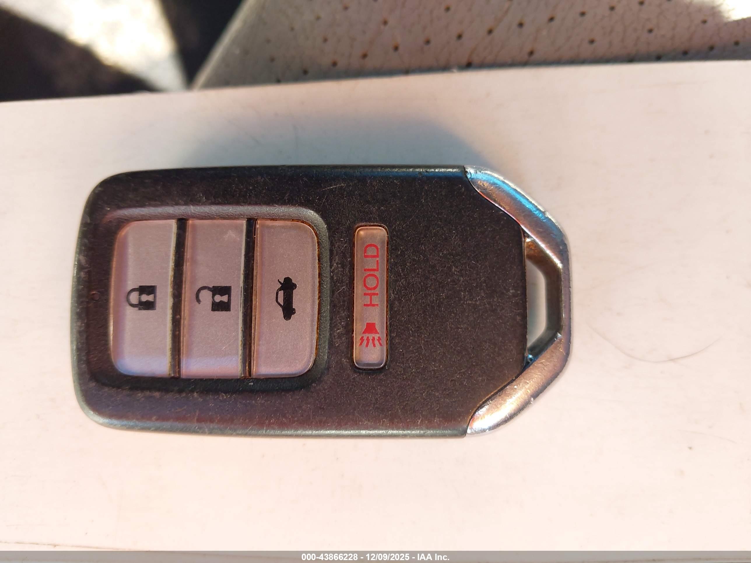 HONDA ACCORD image 11