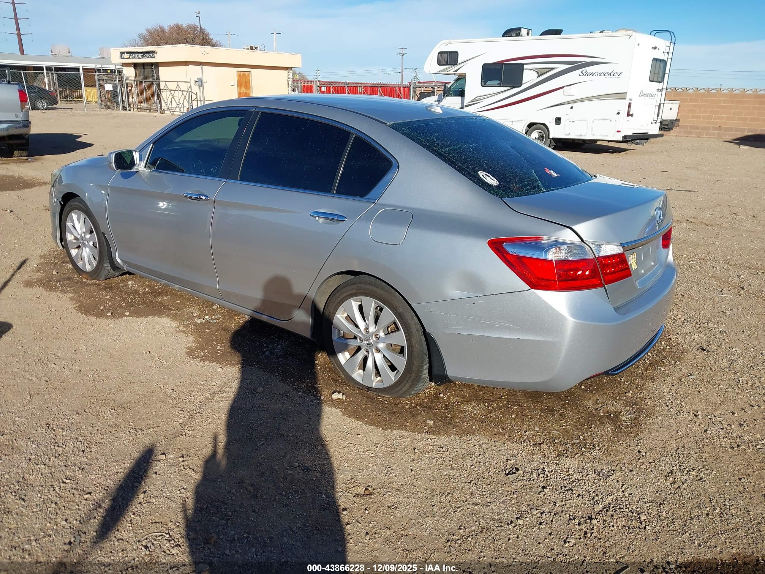 HONDA ACCORD image 3