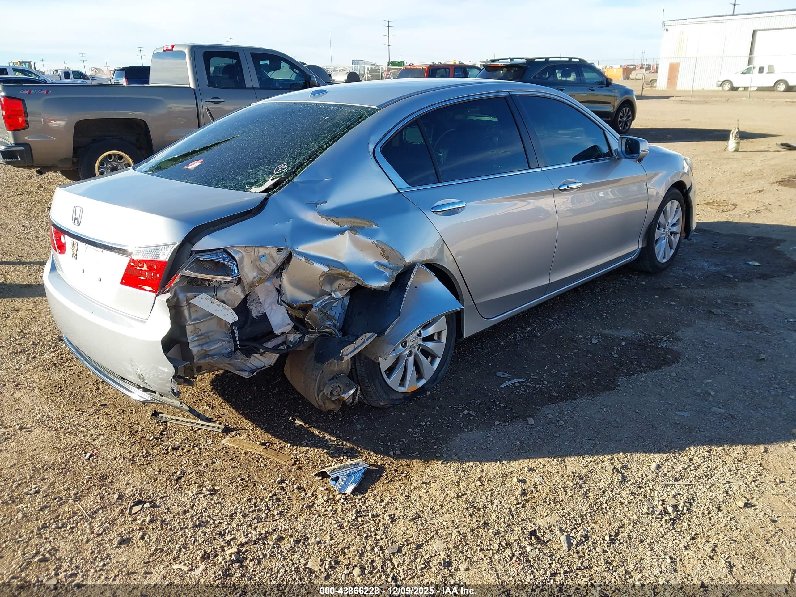HONDA ACCORD image 4