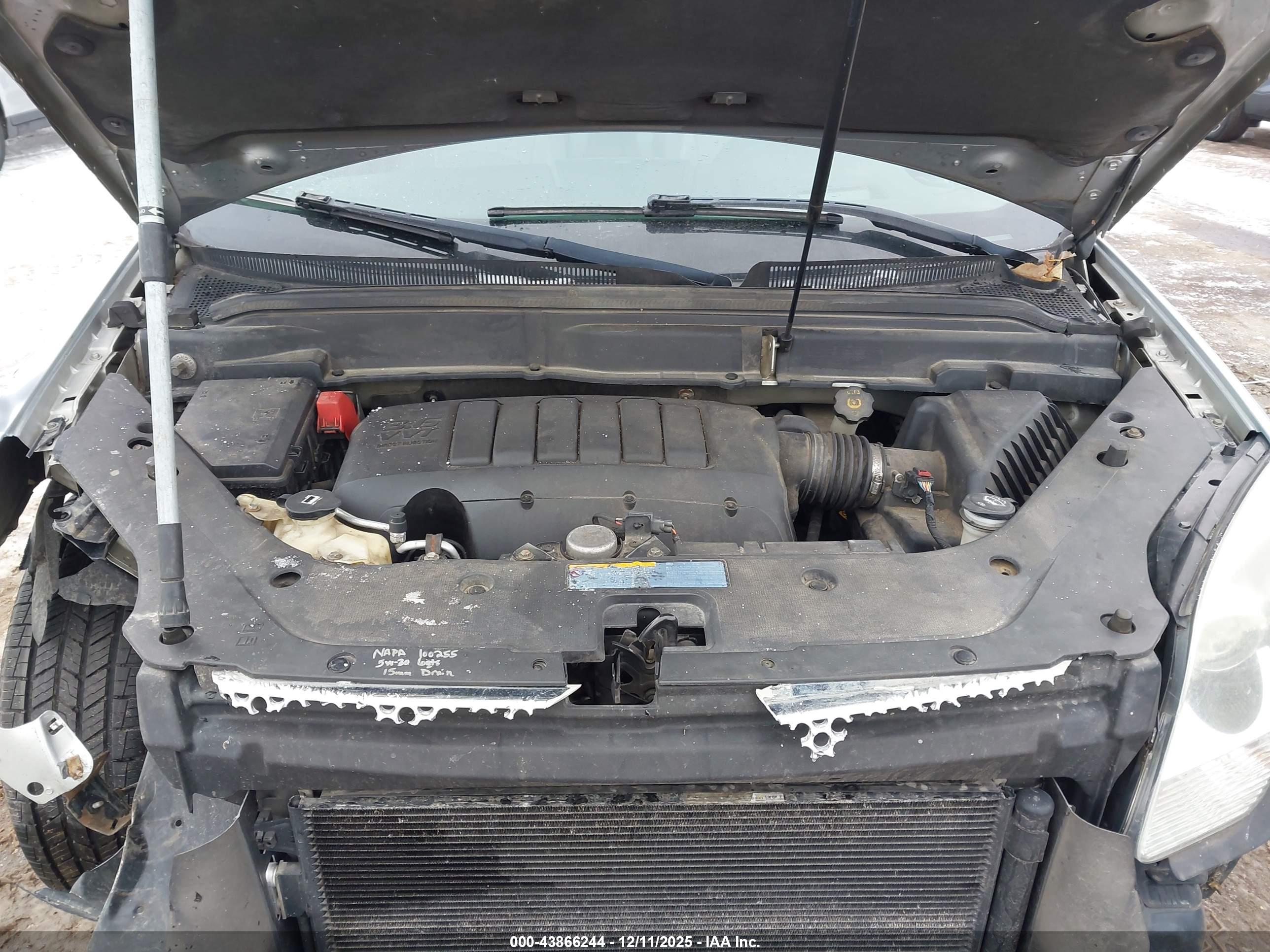 GMC ACADIA image 10
