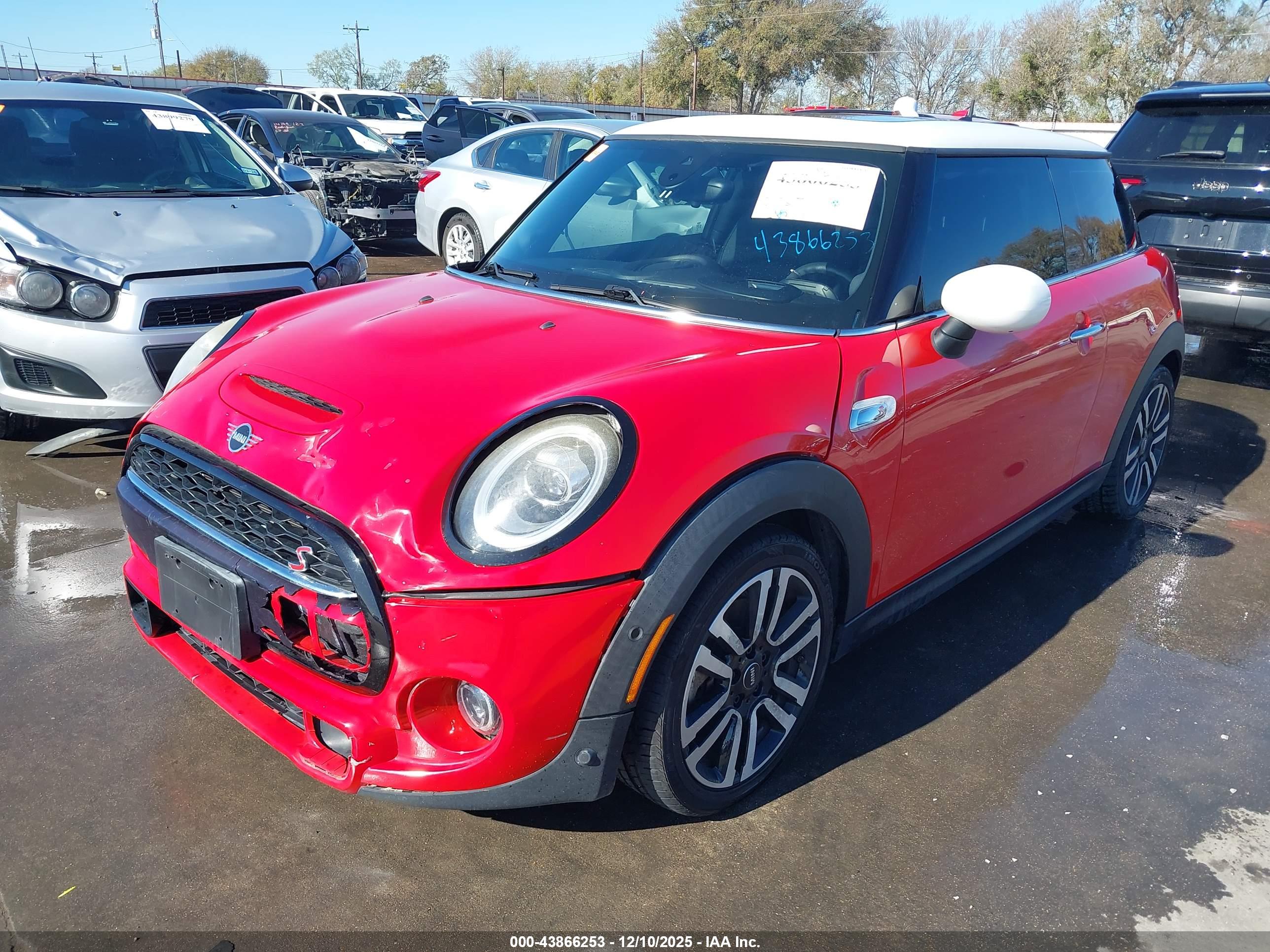 MINI HARDTOP image 2