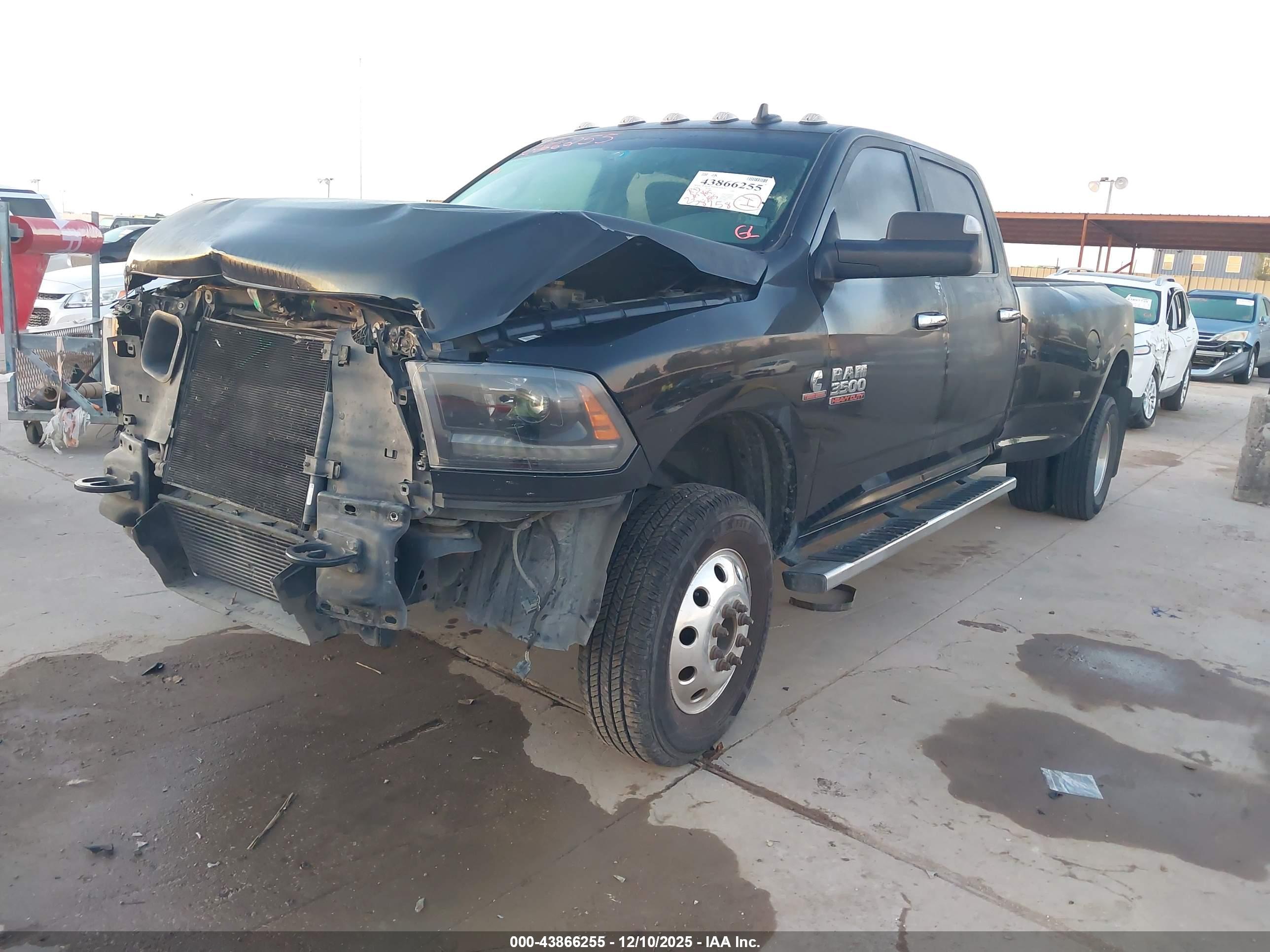 RAM 3500 image 2