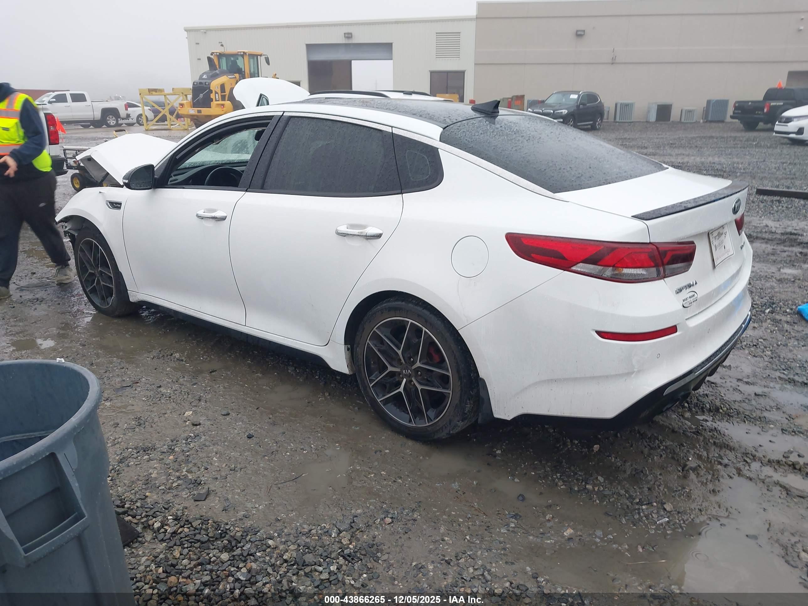 KIA OPTIMA image 3