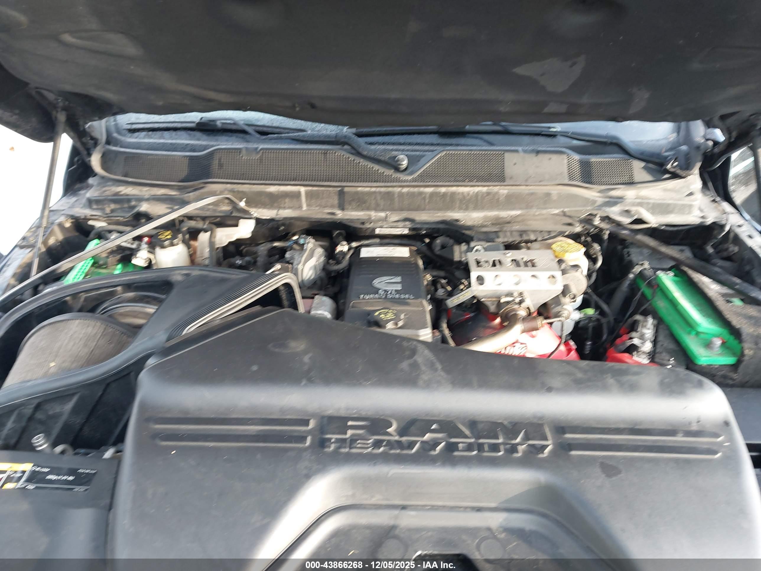 RAM 2500 image 10