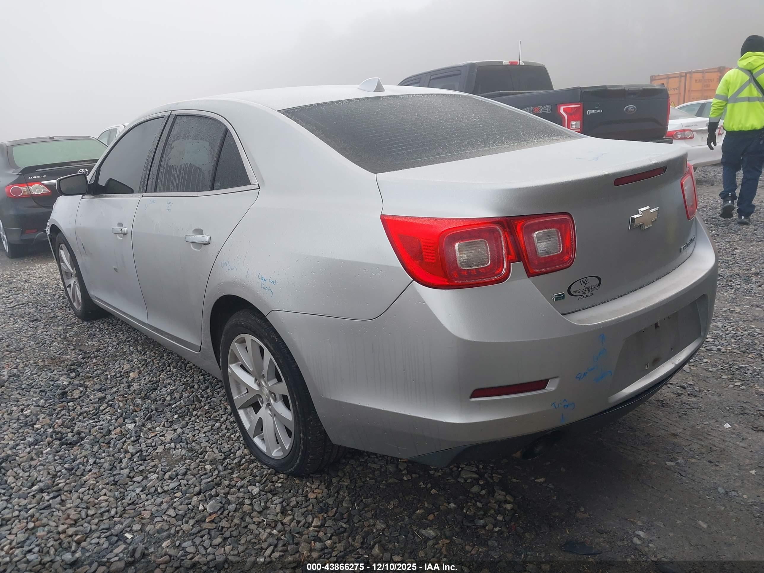 CHEVROLET MALIBU image 3