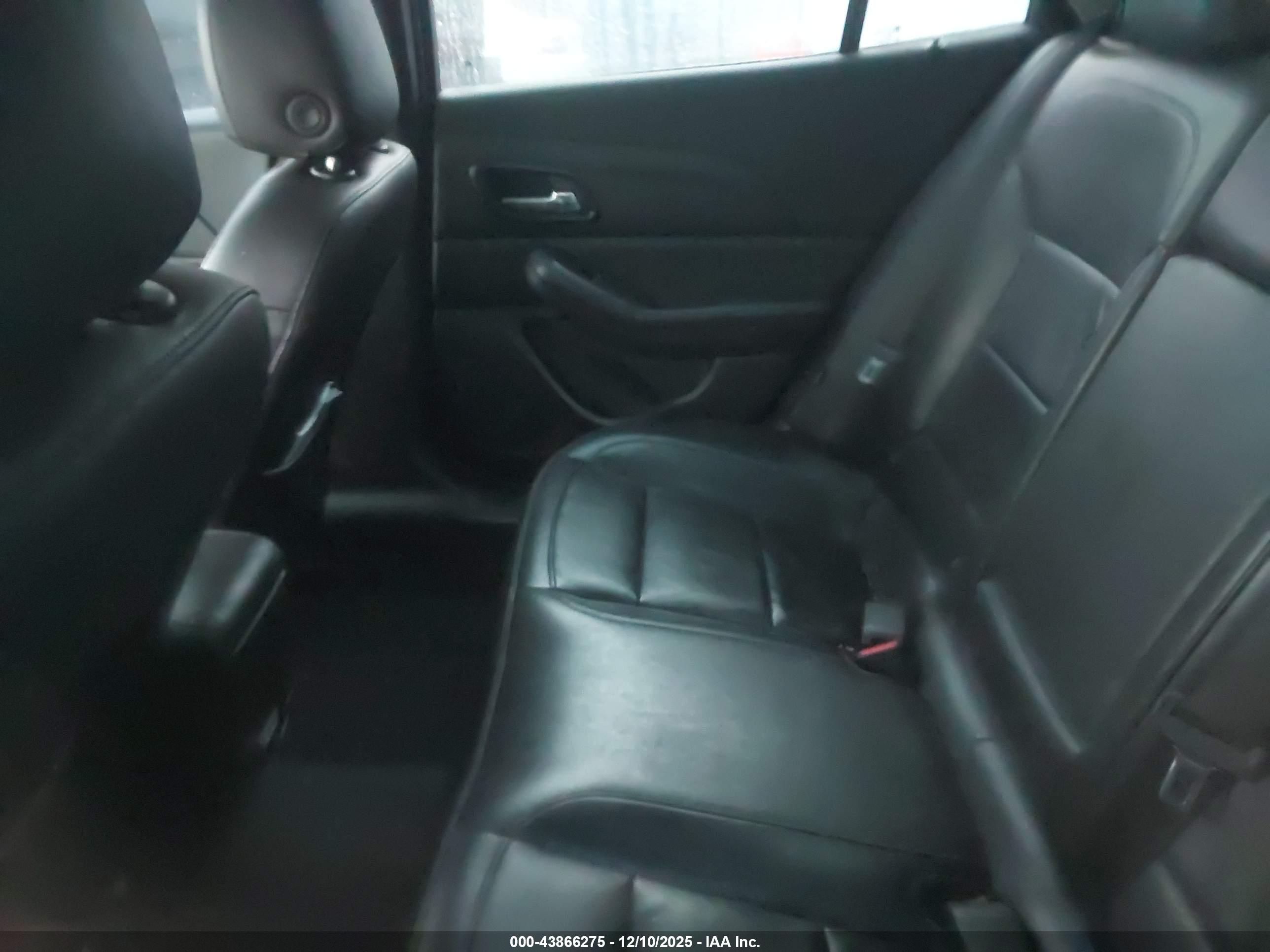 CHEVROLET MALIBU image 8