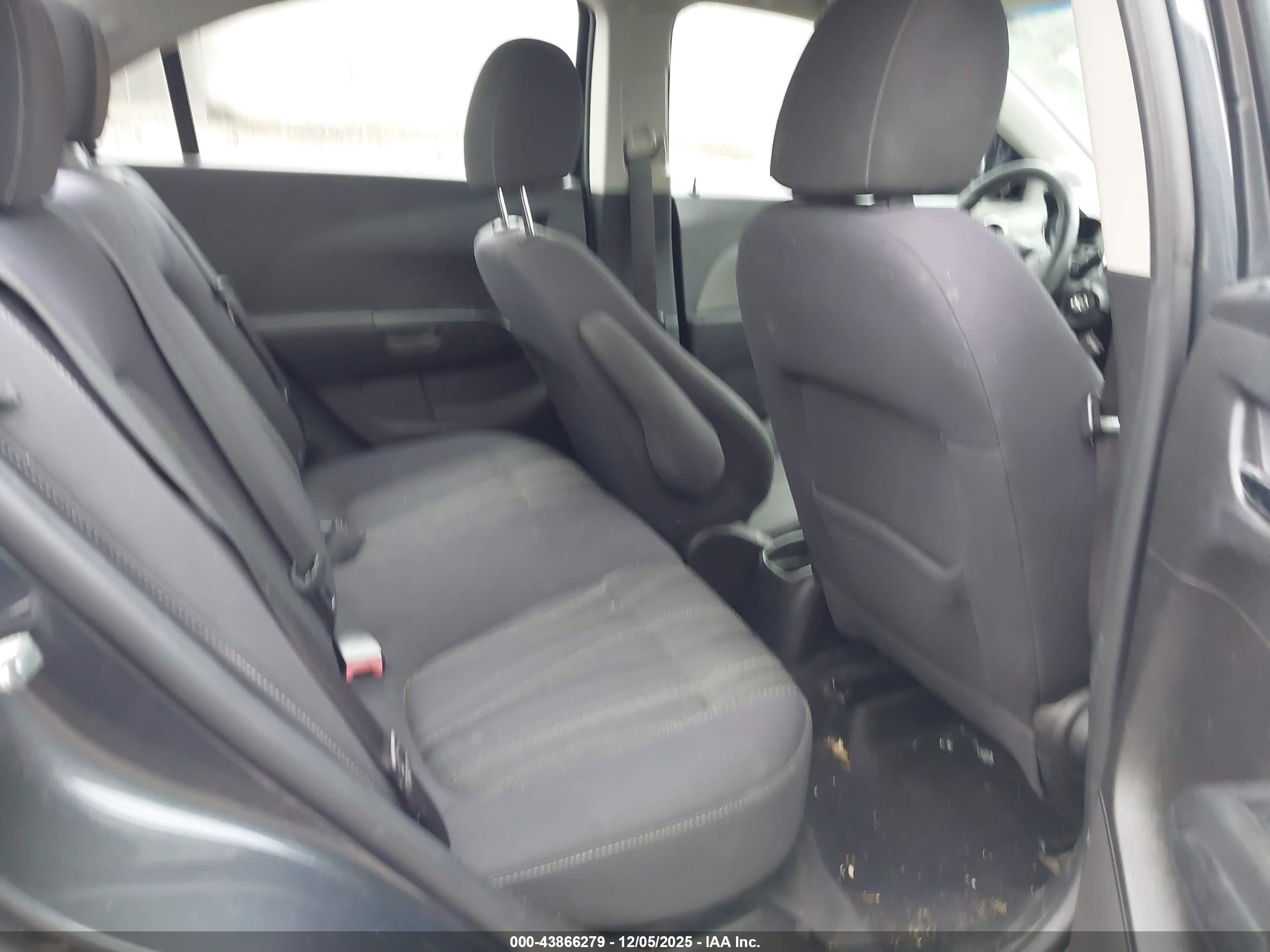 CHEVROLET SONIC image 8