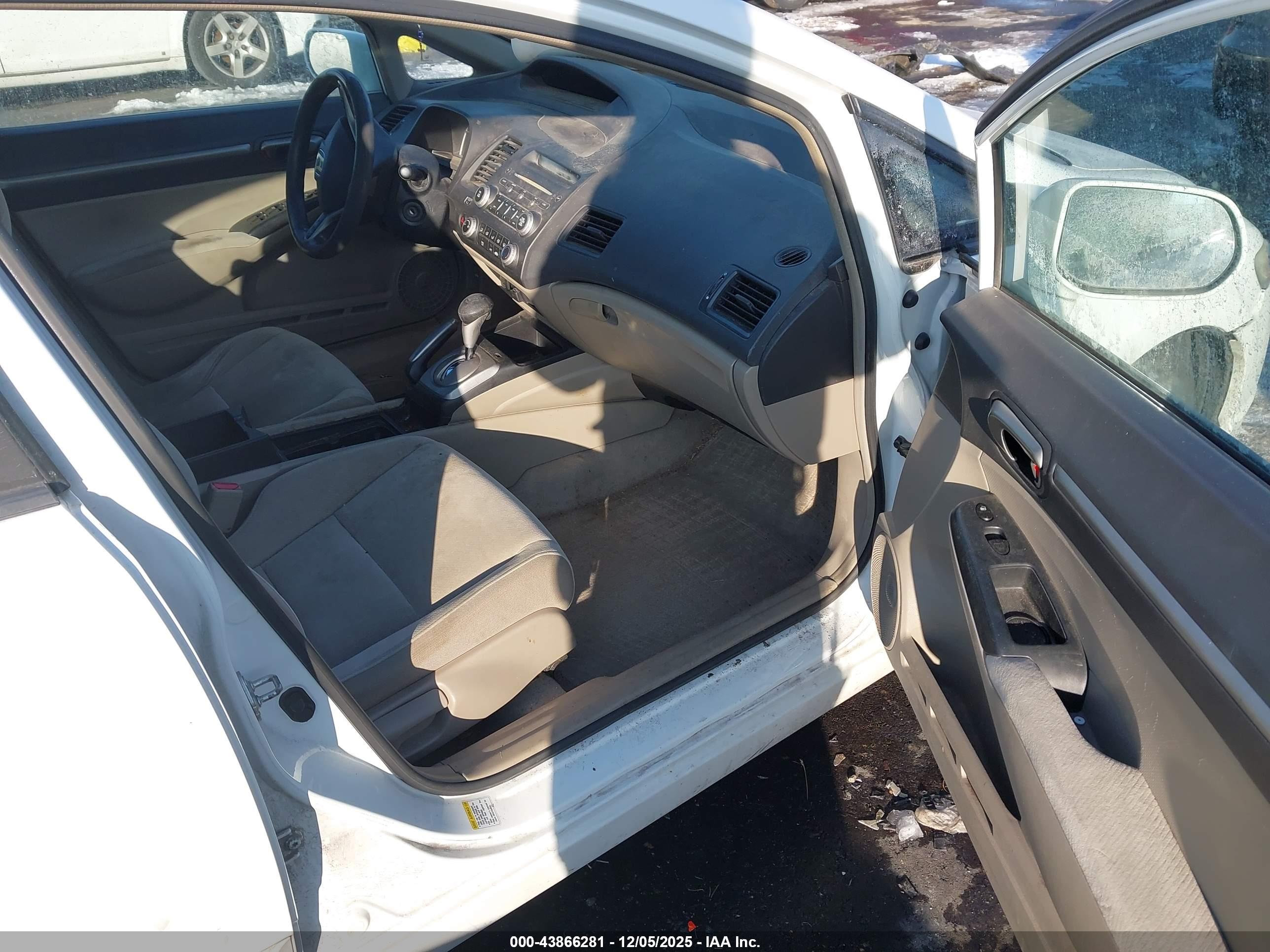HONDA CIVIC image 5
