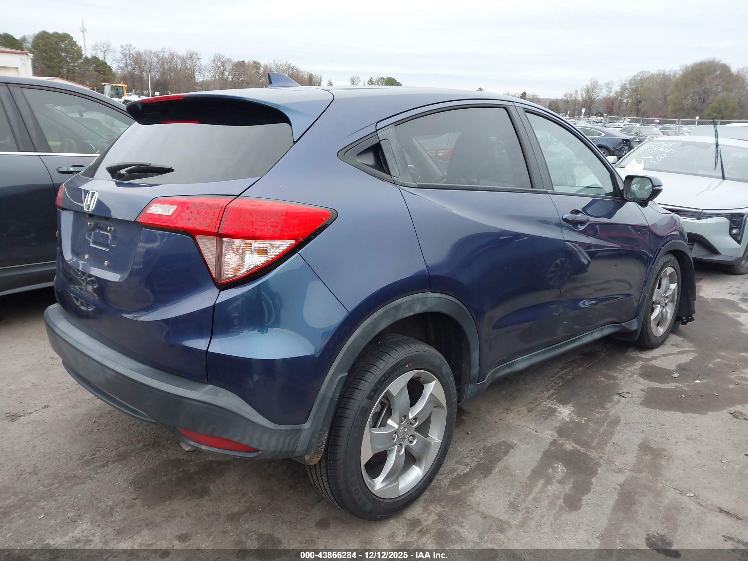 HONDA HR-V image 4