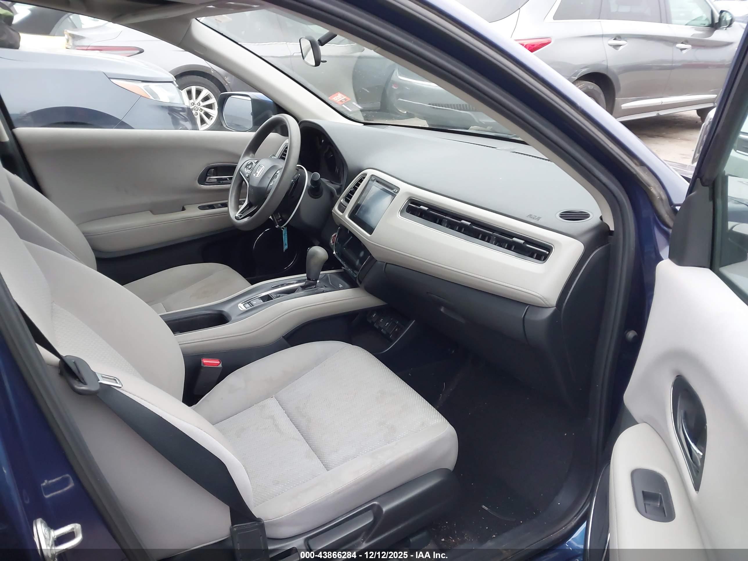 HONDA HR-V image 5