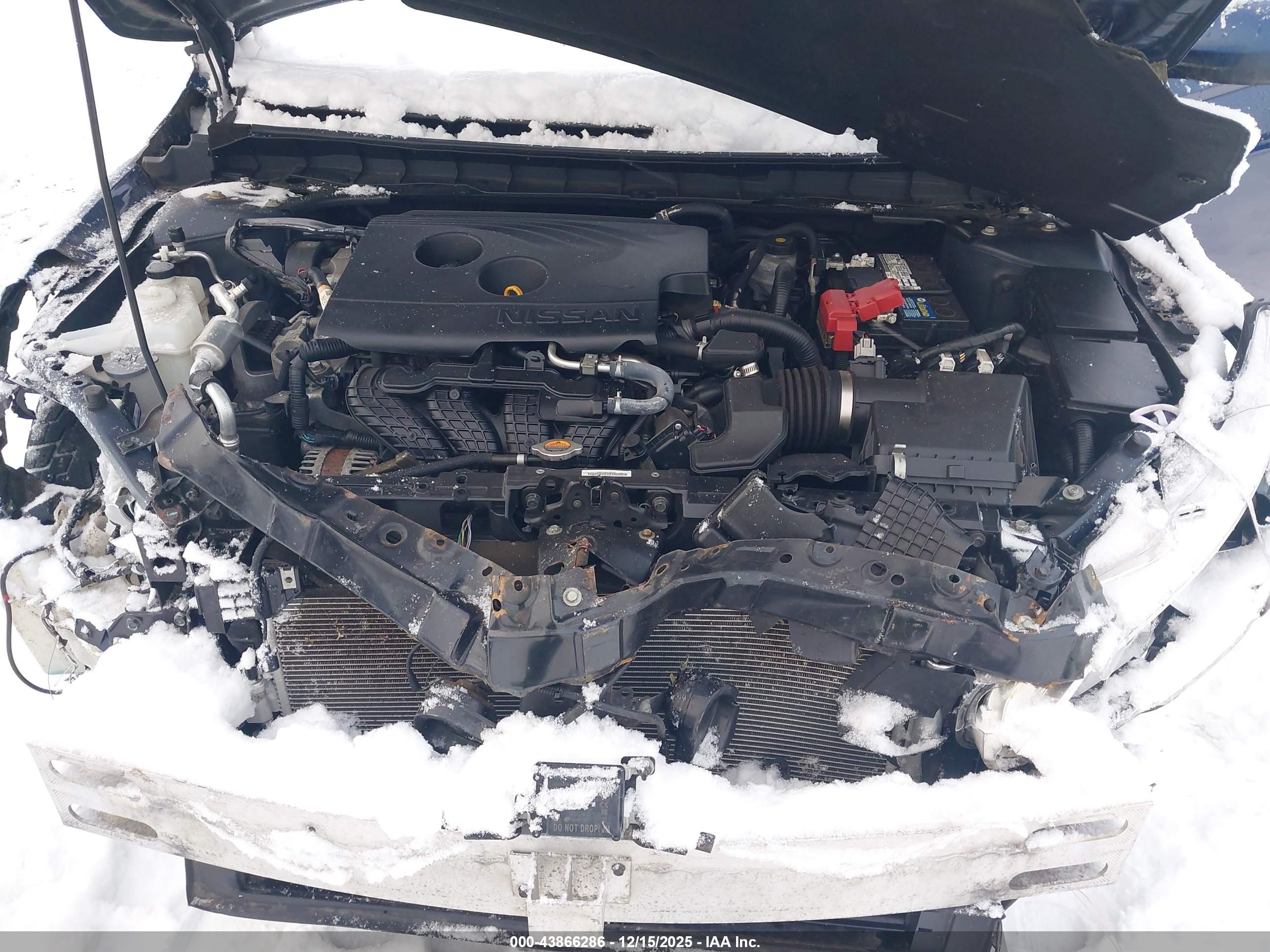 NISSAN ALTIMA image 10