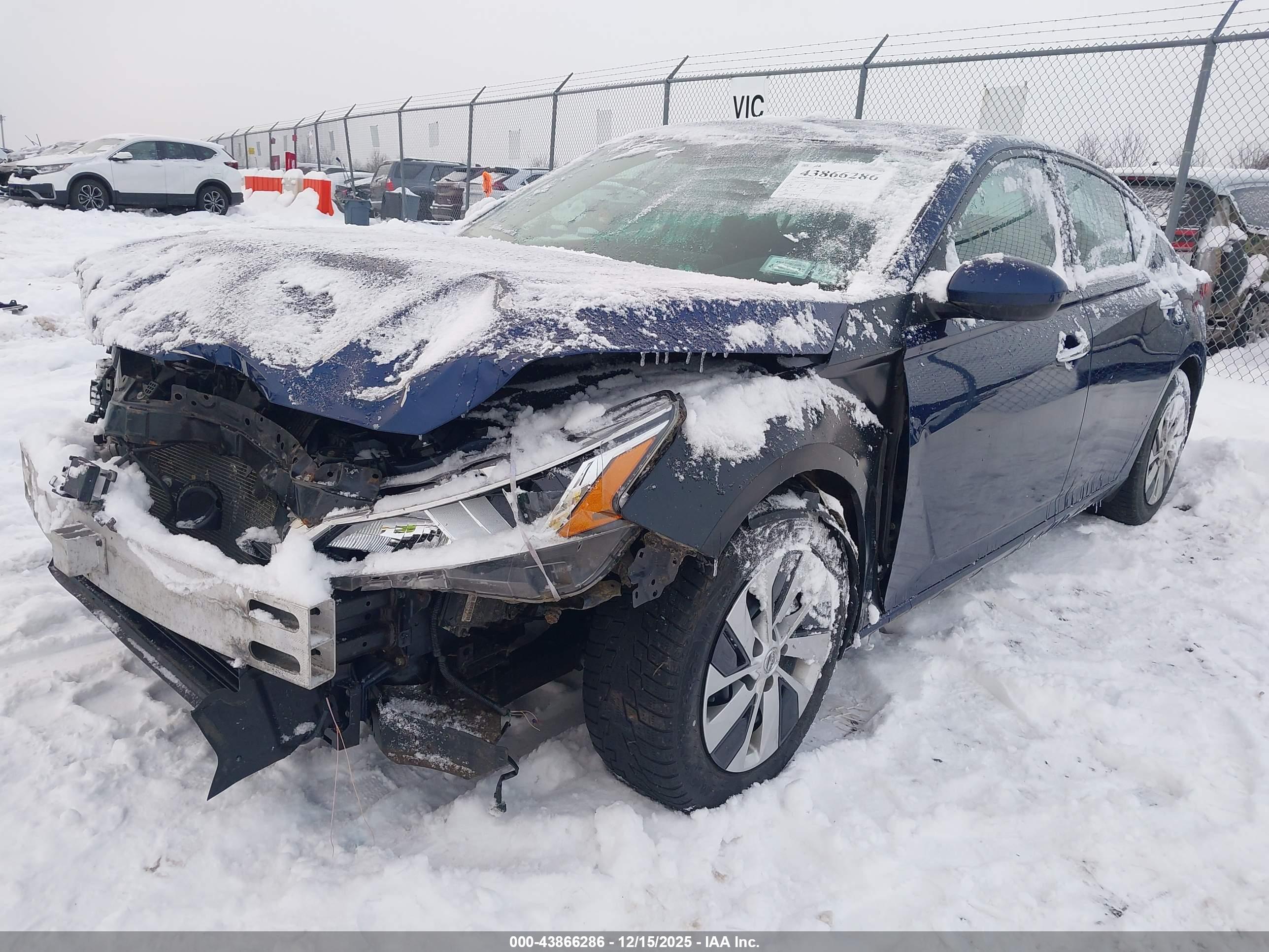 NISSAN ALTIMA image 2