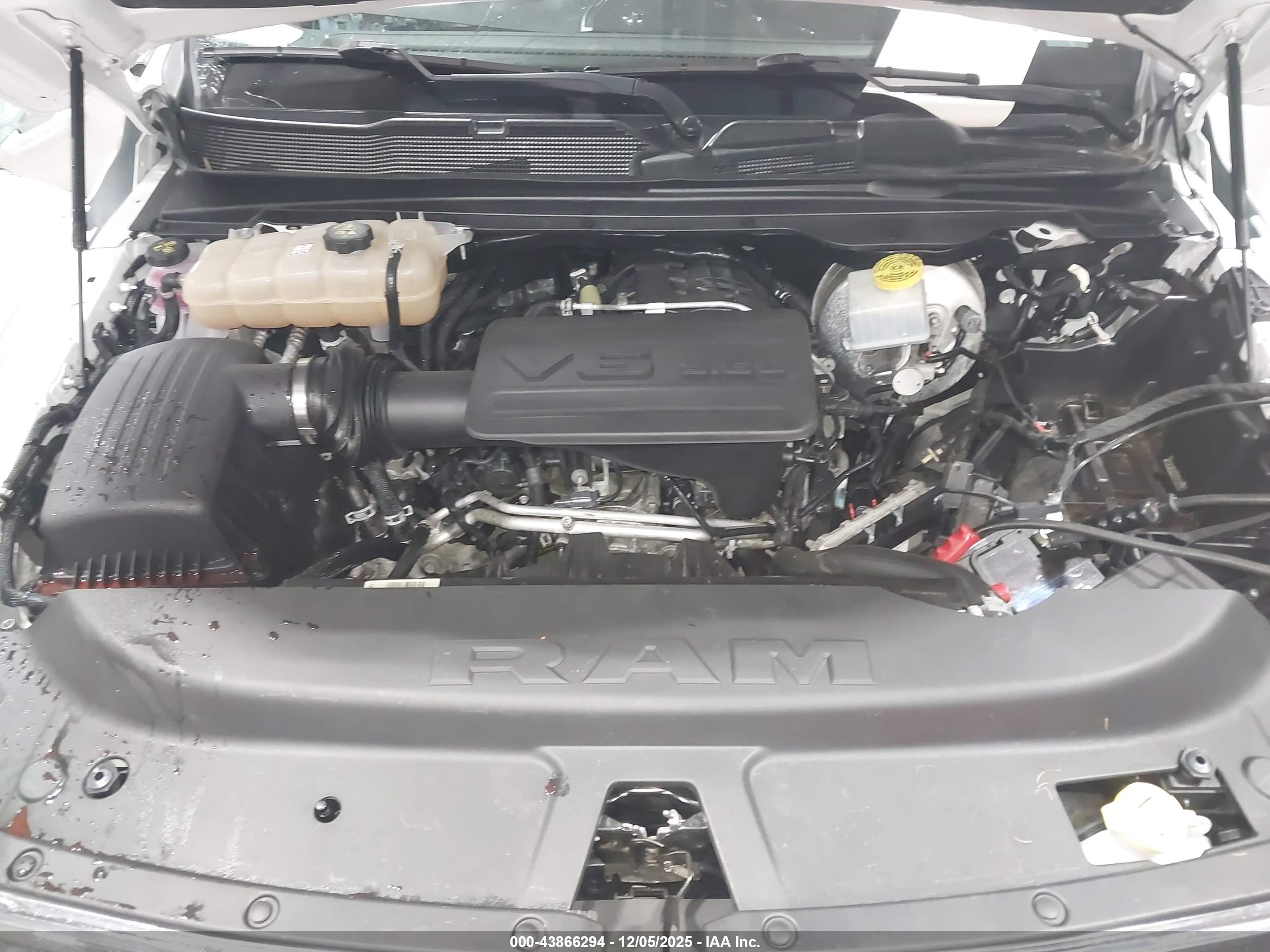 RAM 1500 image 10