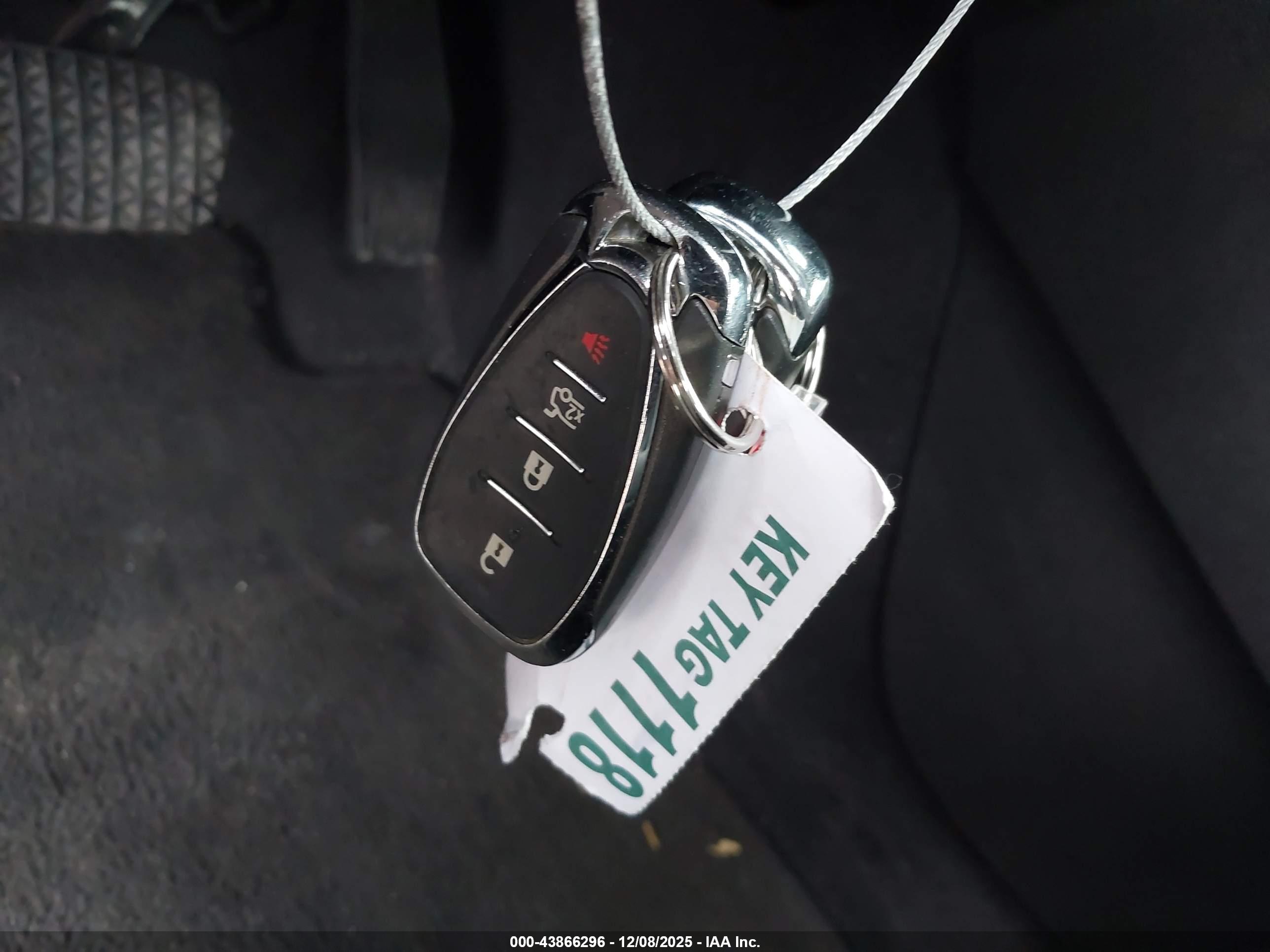 CHEVROLET MALIBU image 11