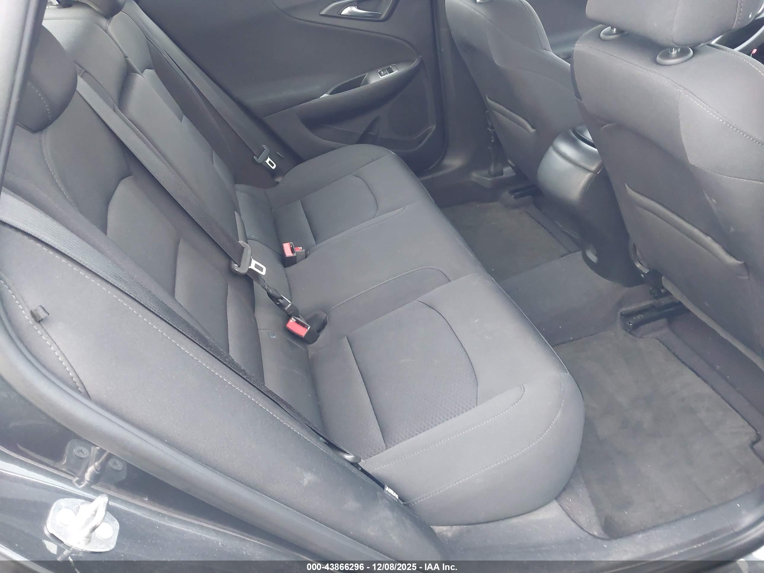 CHEVROLET MALIBU image 8
