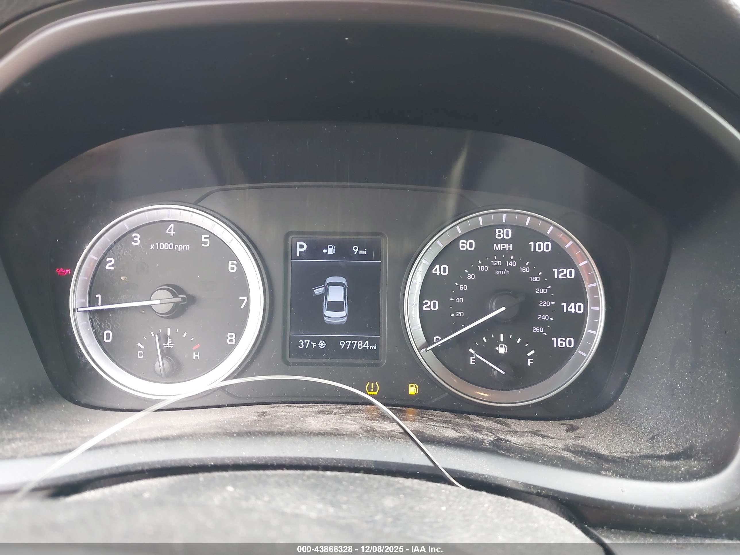 HYUNDAI SONATA image 7
